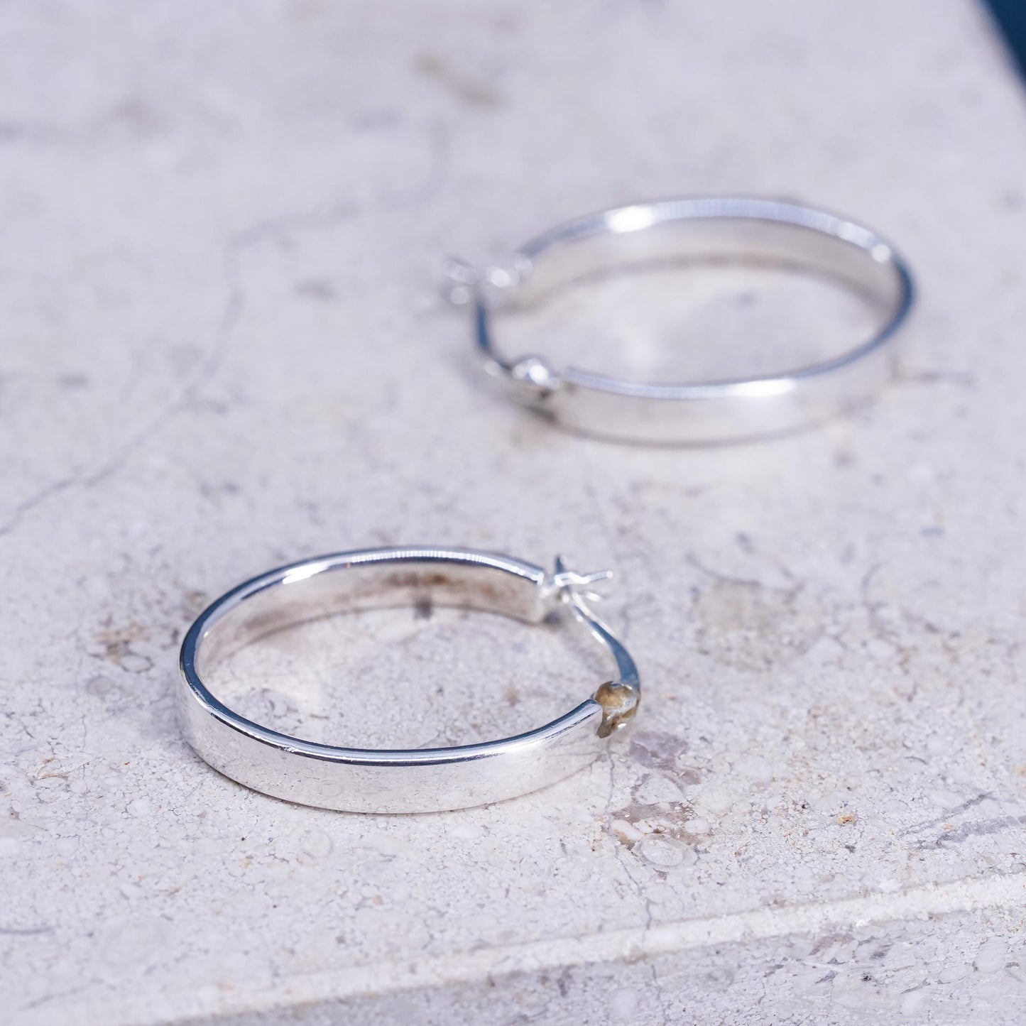 1”, vintage Sterling silver handmade earrings, 925 oval huggie hoops