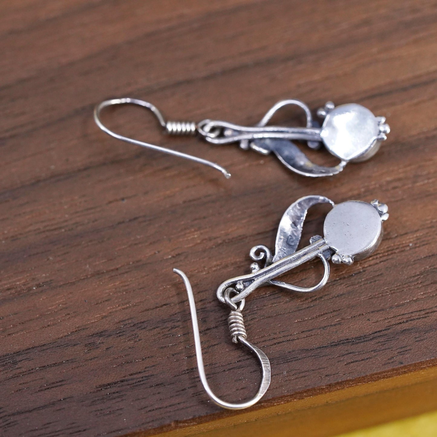 Vintage Sterling 925 silver handmade leaves earrings with abalone inlay