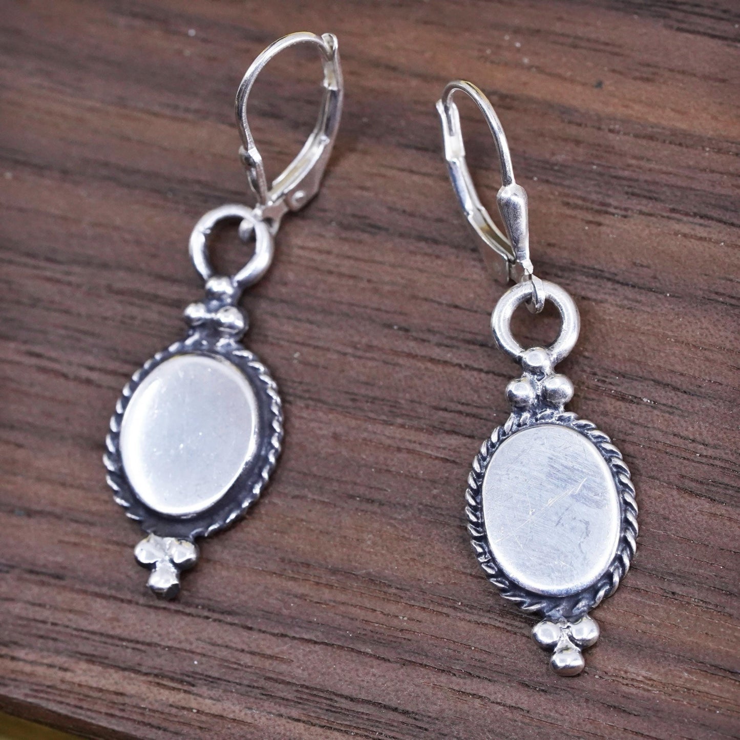 Vintage Sterling 925 silver handmade Oval Drop Dangle Earrings w/ cable around
