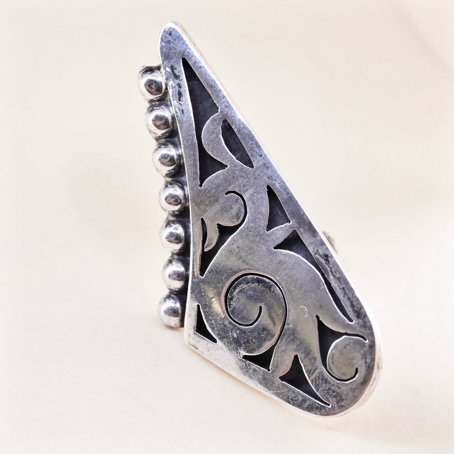 Vintage Mexican sterling silver single earring, 925 screw back with cut out