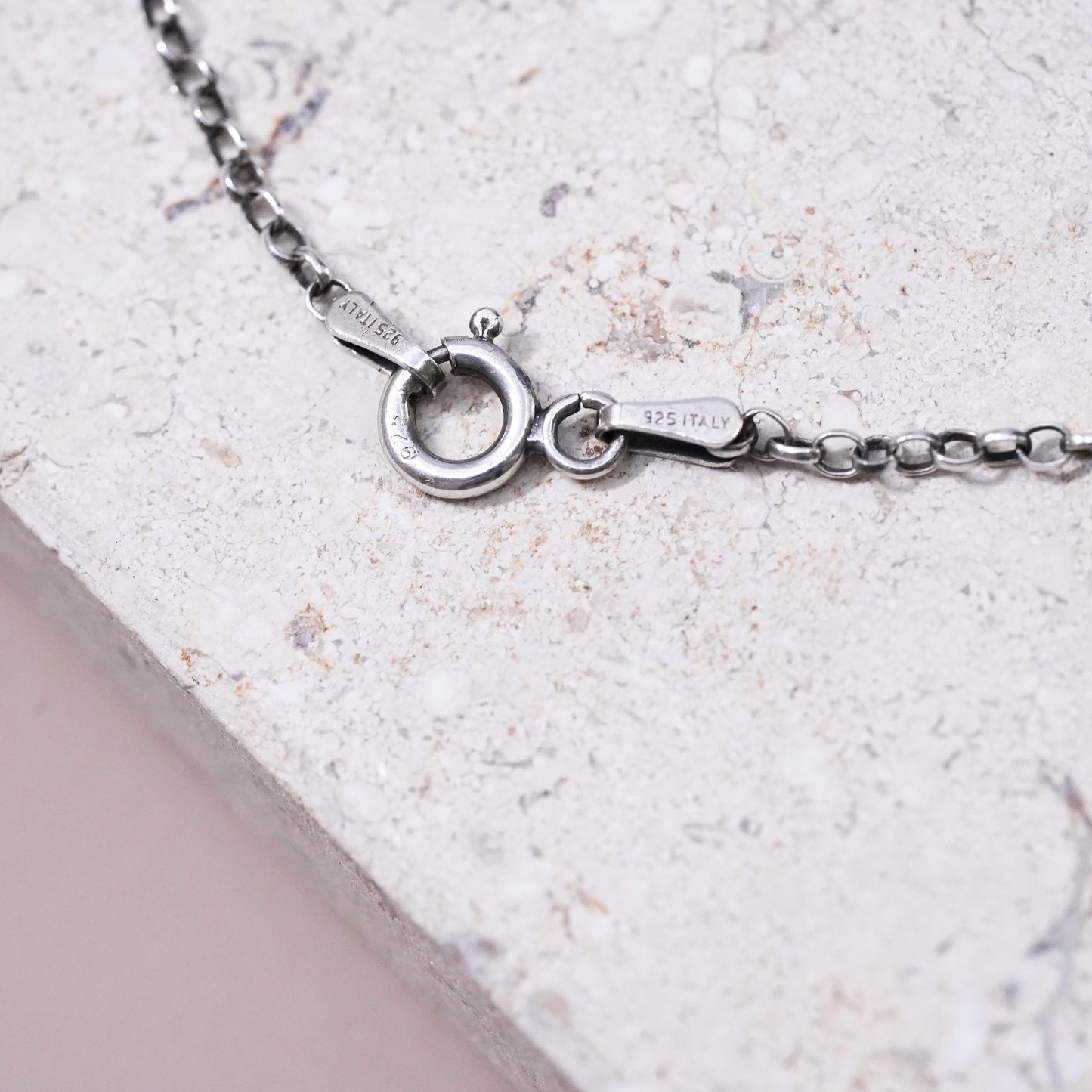 16", vintage Sterling 925 silver handmade necklace w/ freshwater pearl pendant