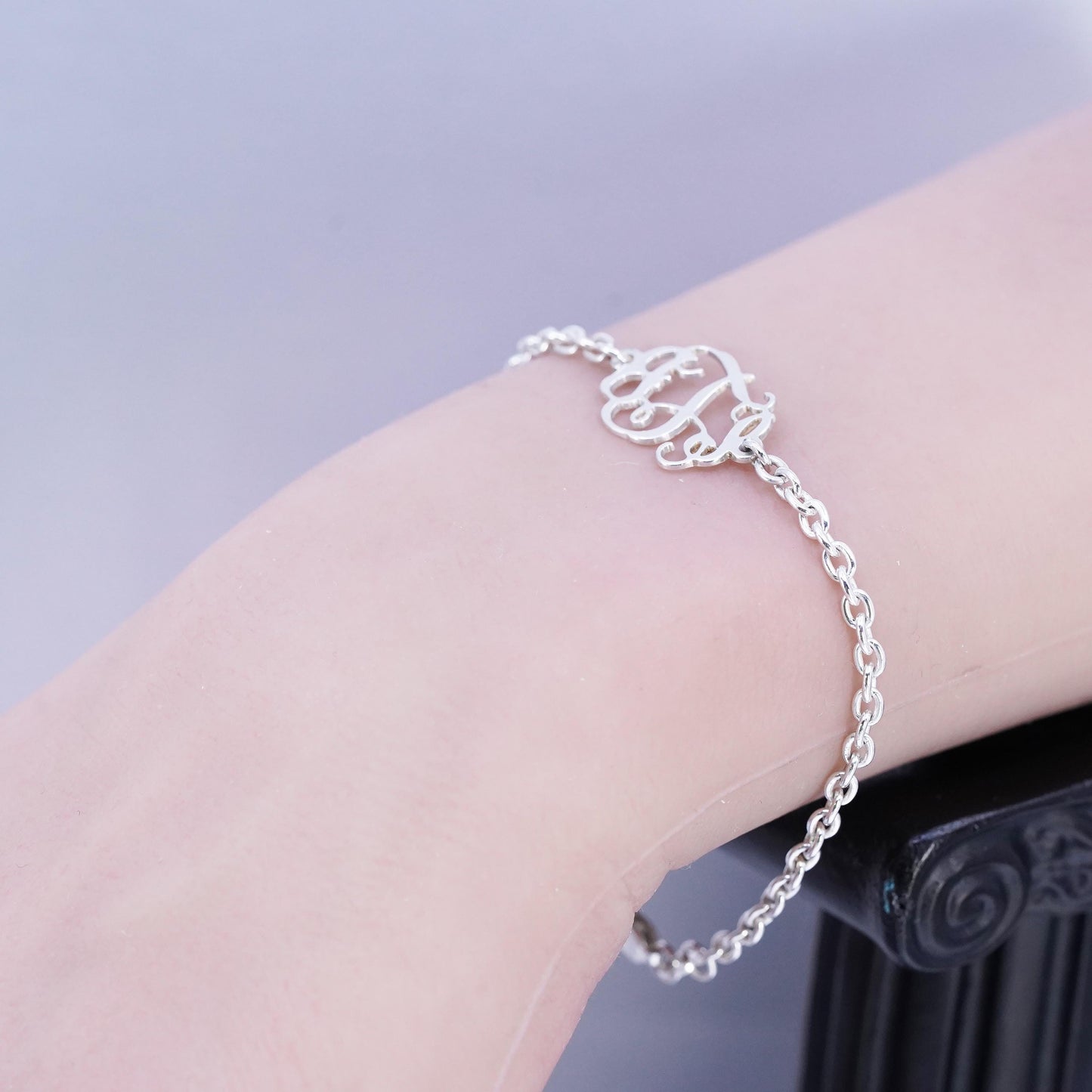 6.5" 3mm, vintage Sterling silver bracelet, 925 circle chain monogram "L" charm
