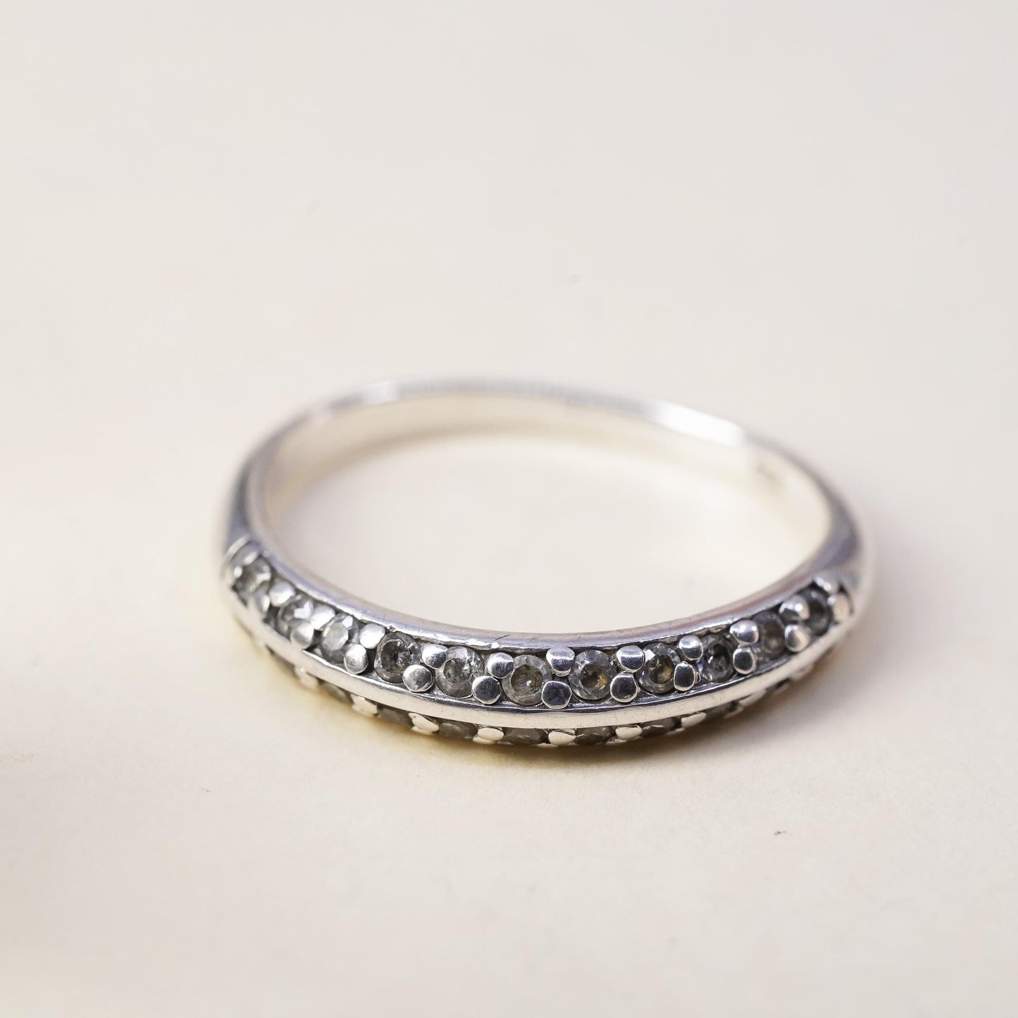 Size 7, vtg sterling 925 silver ring with cluster CZ, stackable wedding band