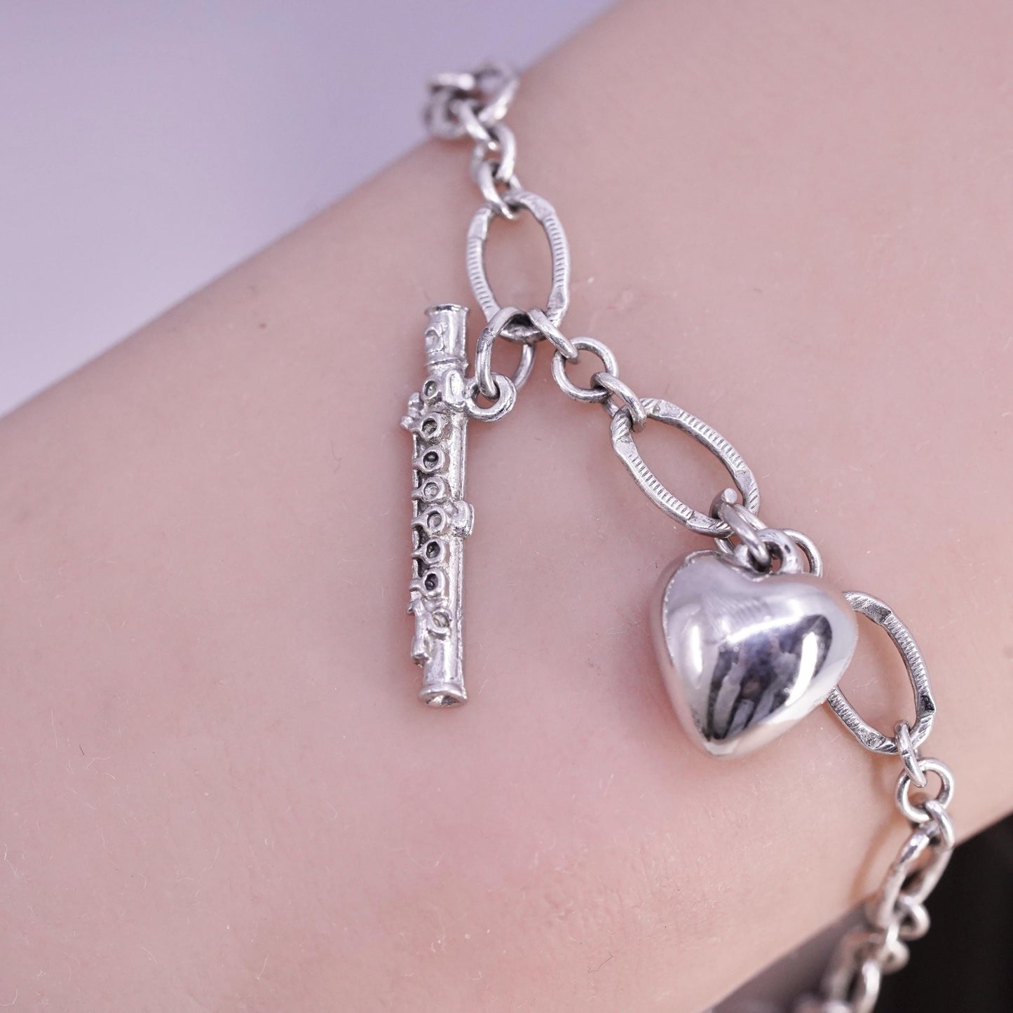 7", VTG Sterling silver handmade bracelet, 925 oval bracelet heart flute charms