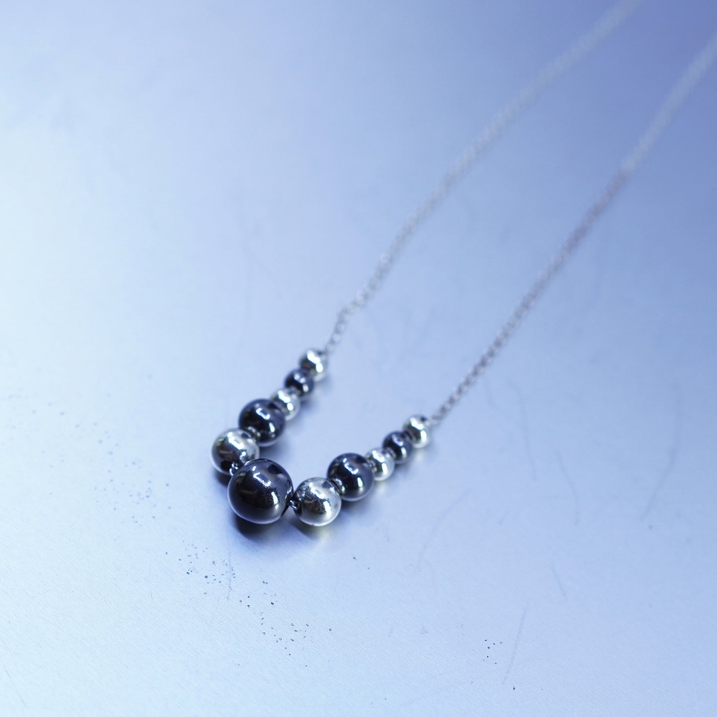18”, Sterling 925 silver handmade snake necklace with graduated beads pendant