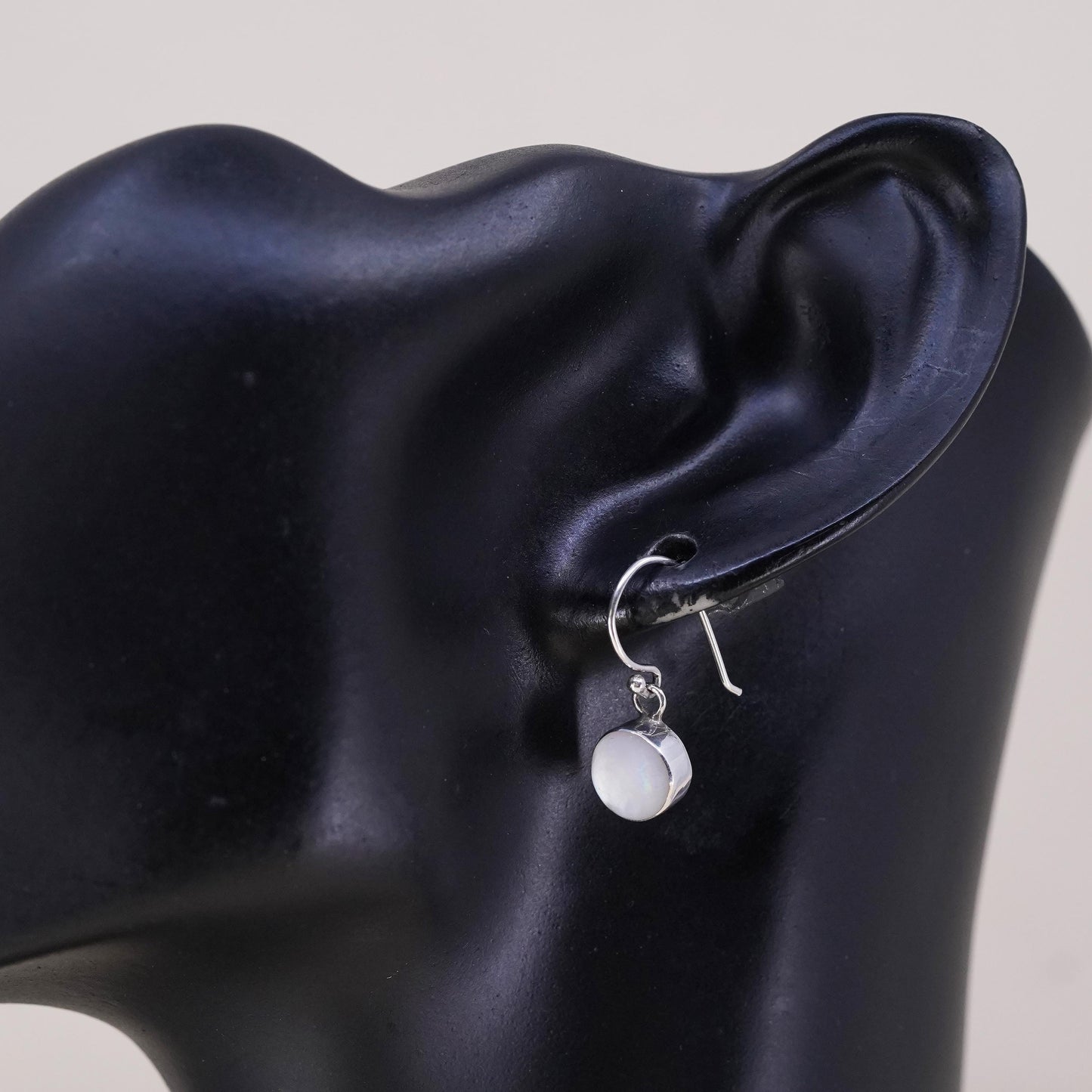 Vintage sterling 925 silver handmade single earring with mother of pearl dangle