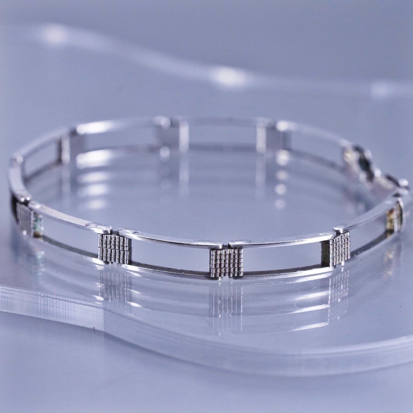 7.75”, Vintage Italy Sterling 925 silver tennis bracelet chain