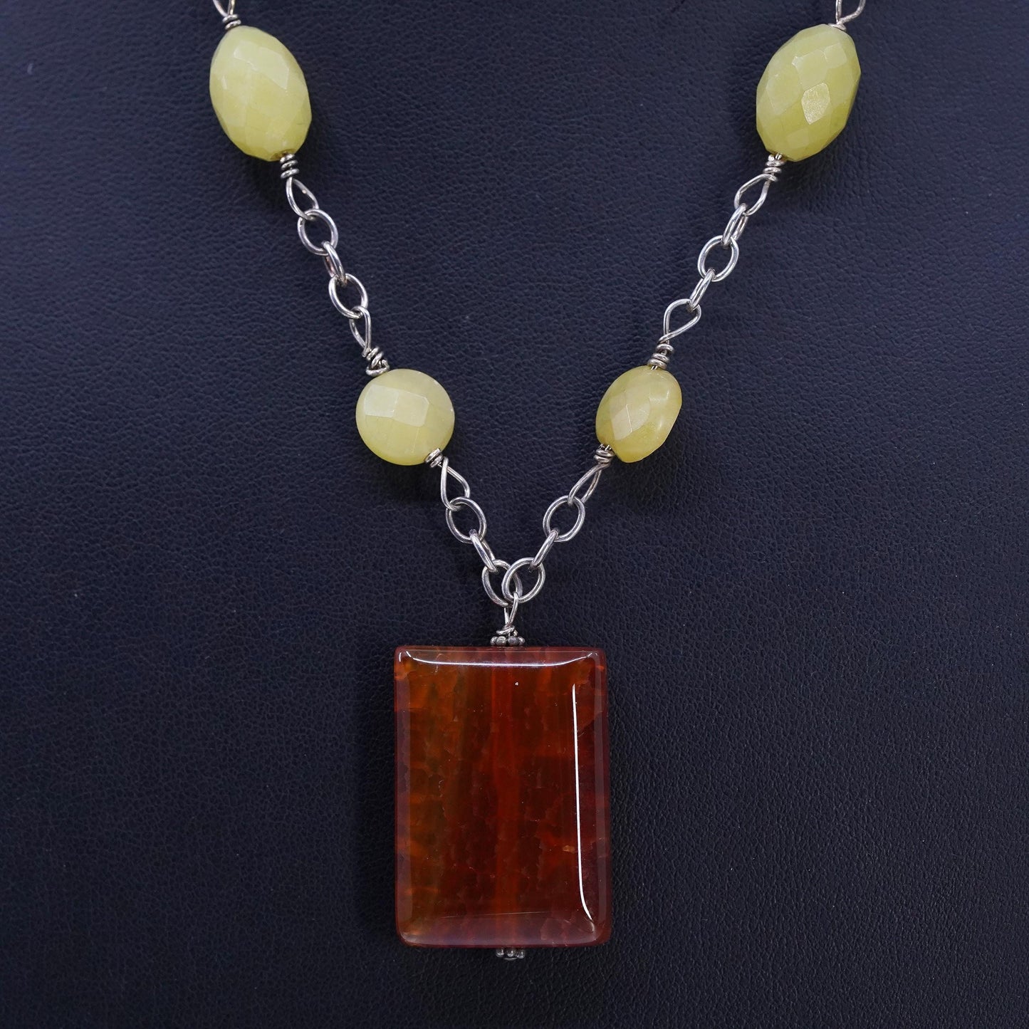 18" 925 Sterling Silver circle chain necklace Red Agate pendant jade beads