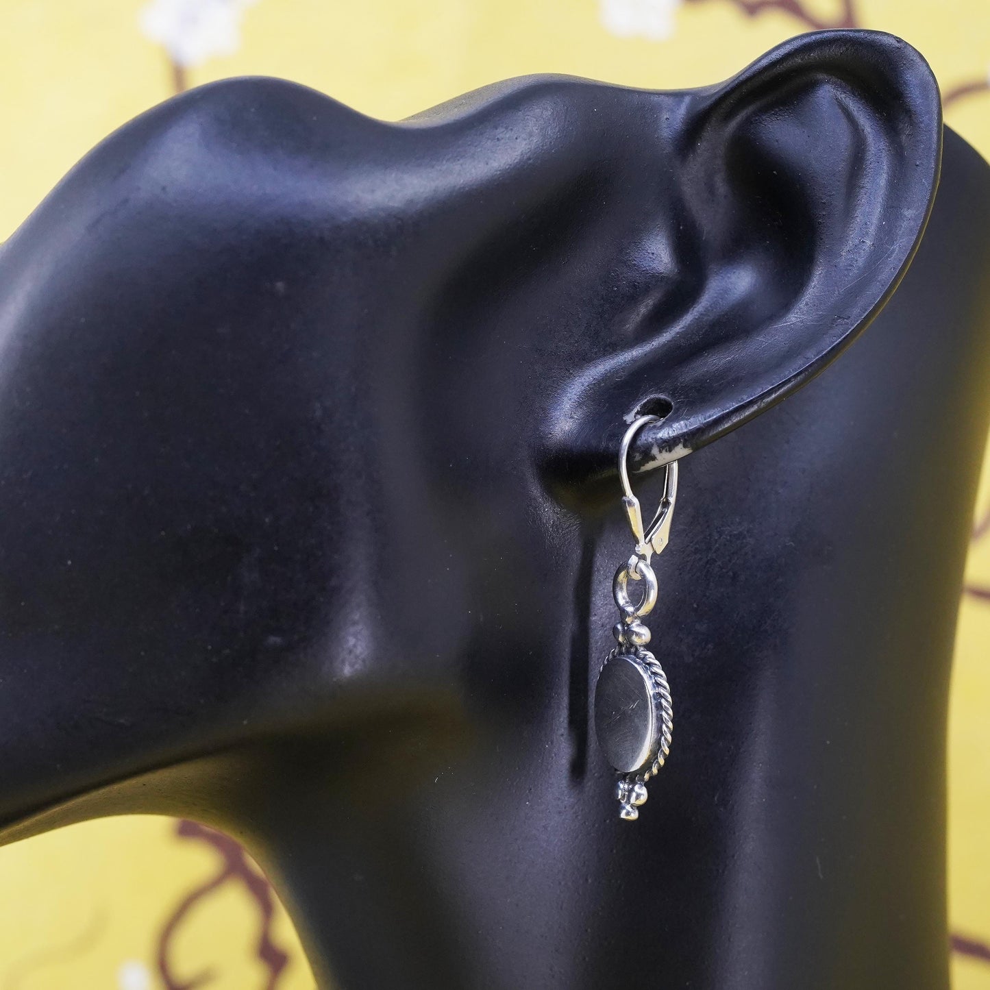 Vintage Sterling 925 silver handmade Oval Drop Dangle Earrings w/ cable around