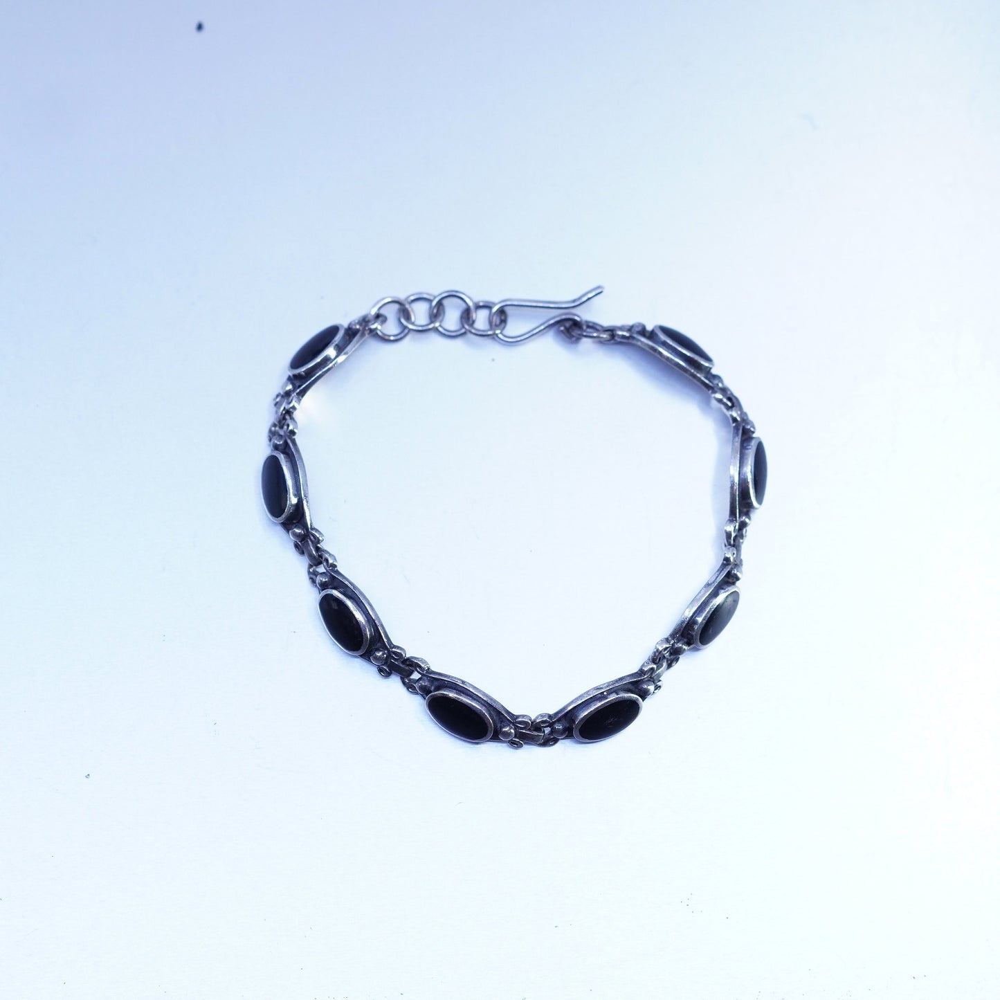 8”, Vintage mexico sterling 925 silver handmade bracelet with black onyx inlay