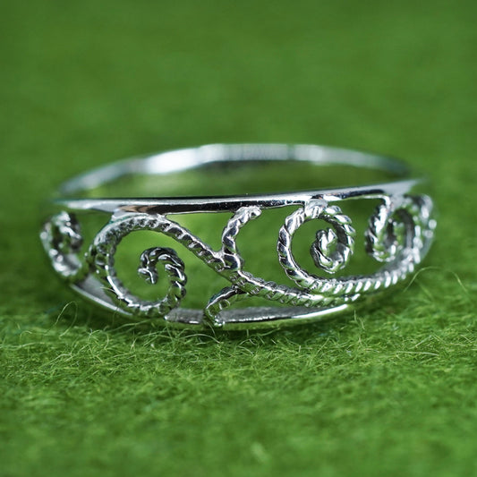 Size 7, Vintage sterling silver handmade sprial ring, 925 silver statement band