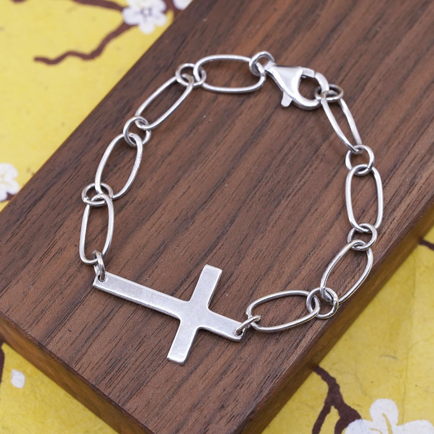 7”, vintage Sterling silver handmade curb bracelet, 925 oval chain cross charm