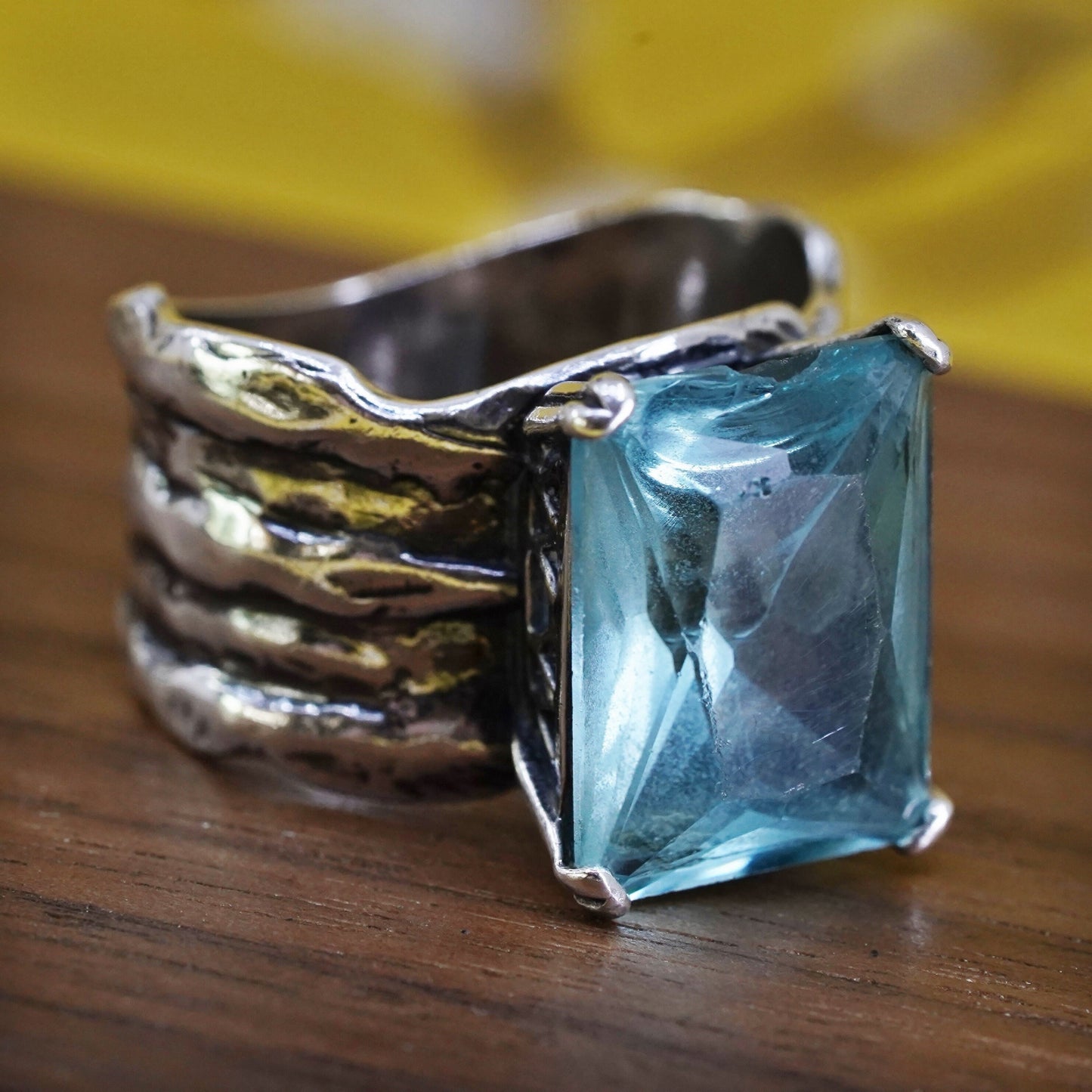 Size 8.25, Silpada Sterling Silver 925 Light Blue Glass Rectangular Dome Ring