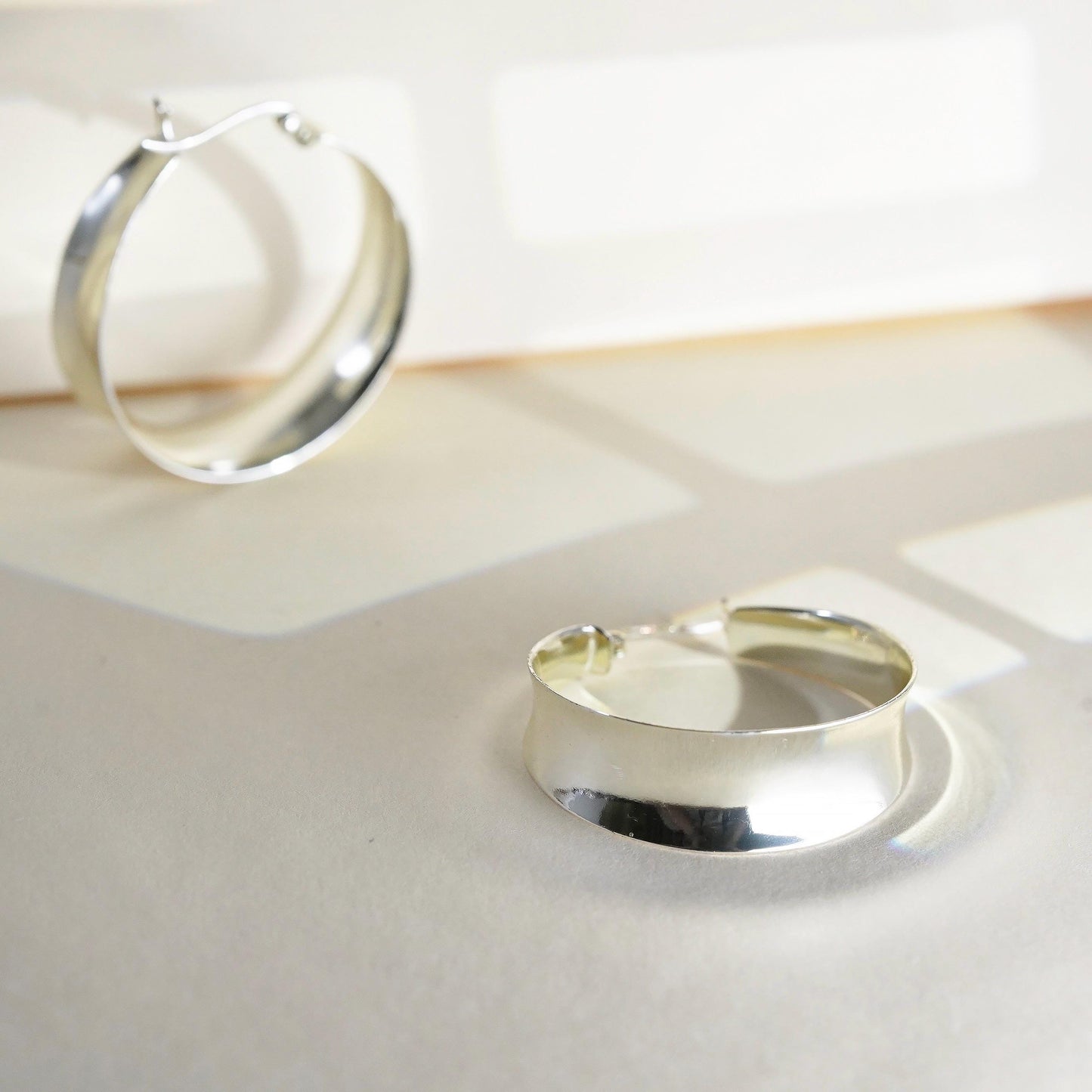 1.5" VTG sterling silver bold ribbed earrings, fashion minimalist wide hoops