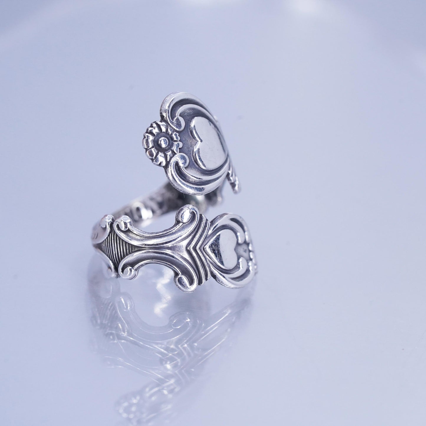 Size 7, vintage Avon Sterling 925 silver ring, wrap heart band