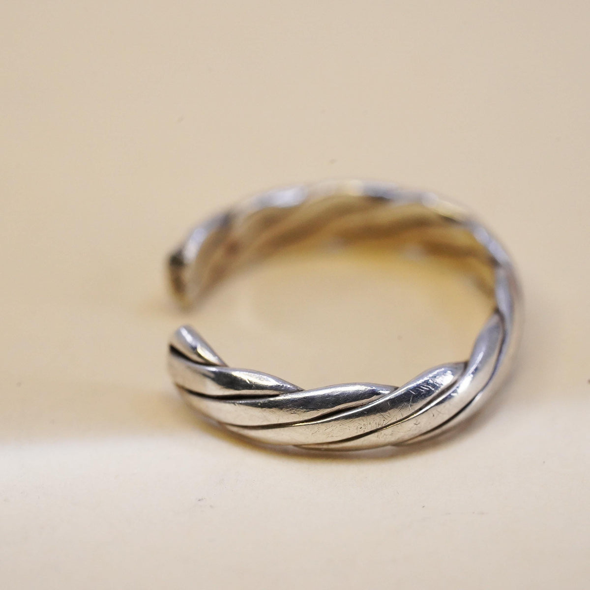 Size 4, vintage sterling silver handmade ring, 925 cable open band