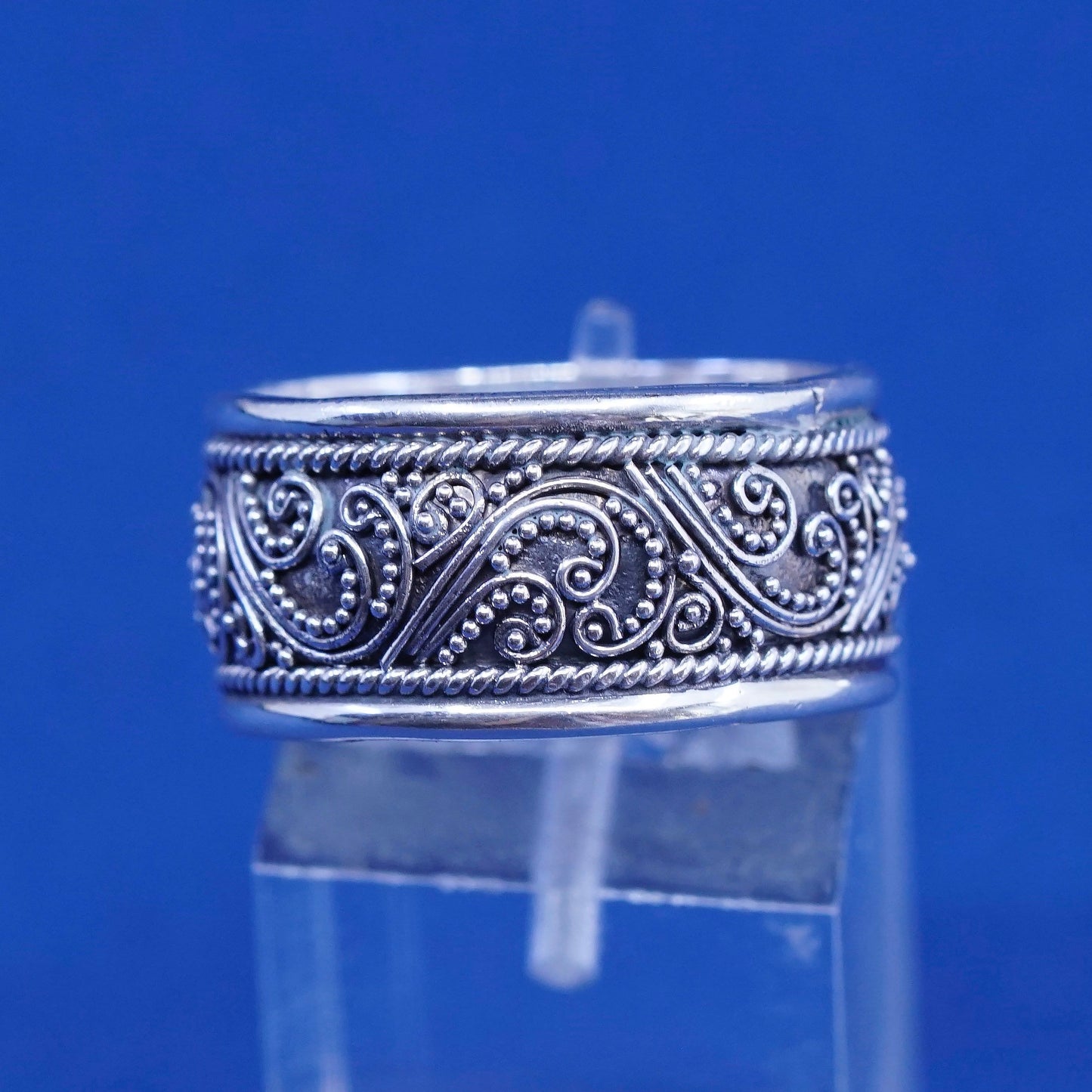 Size 8.25, vintage Sterling silver handmade band, 925 swirl ring with beads