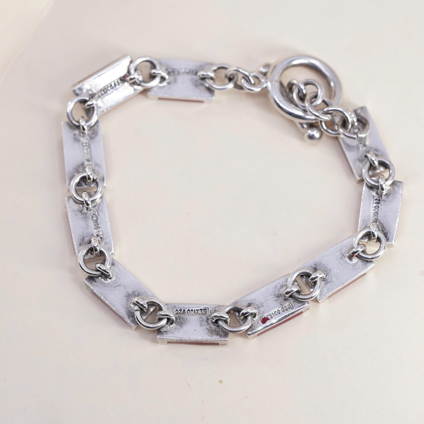 7", Vintage southwestern Sterling 925 silver tennis bracelet w/ red onyx inlay