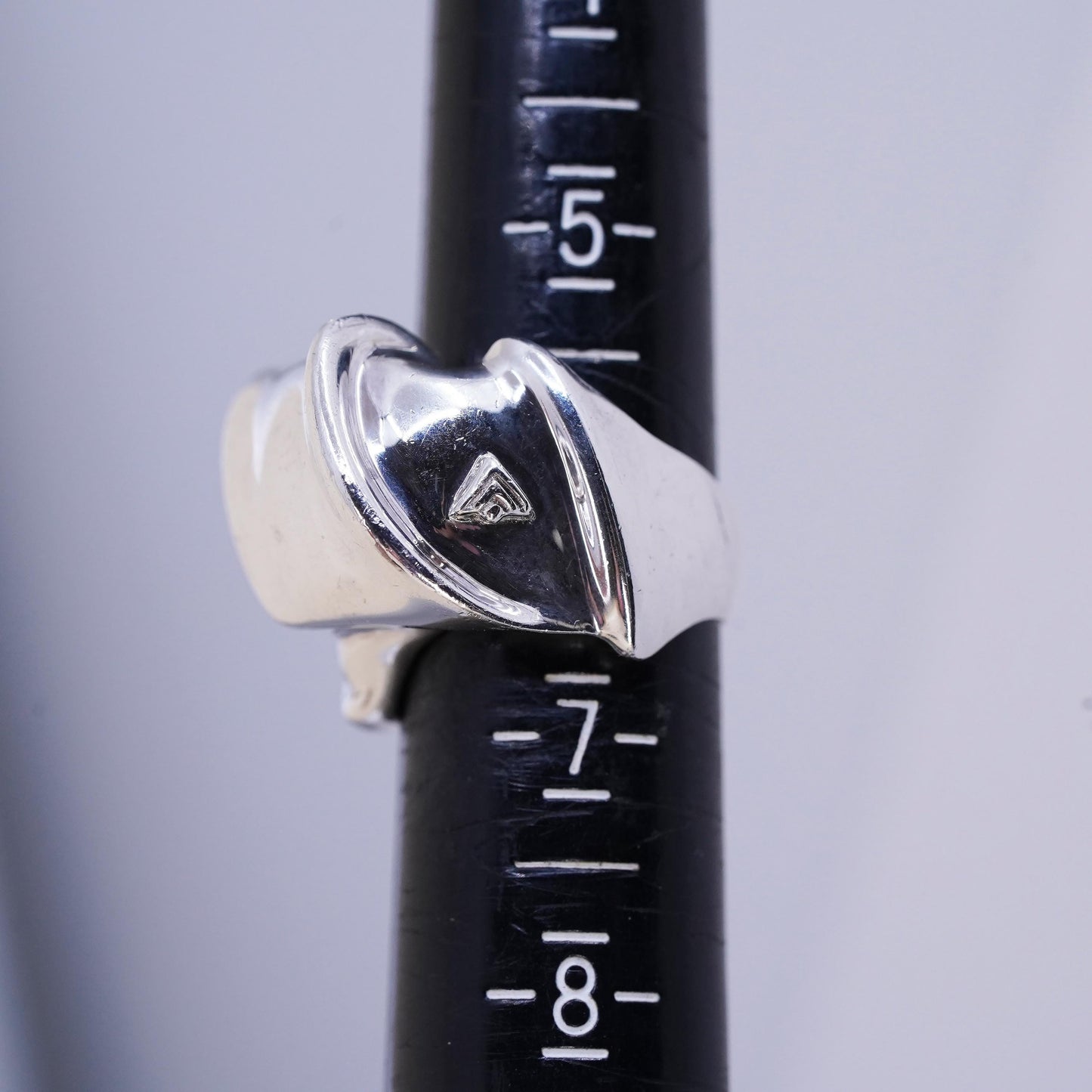 Size 6.25, Designer DTR sterling silver ring, 925 ribbed wavy wide band heart