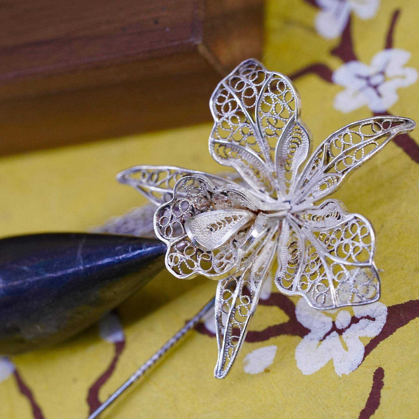 VTG sterling 925 silver filigree lily flower pin brooch teardrop gray tiger eye