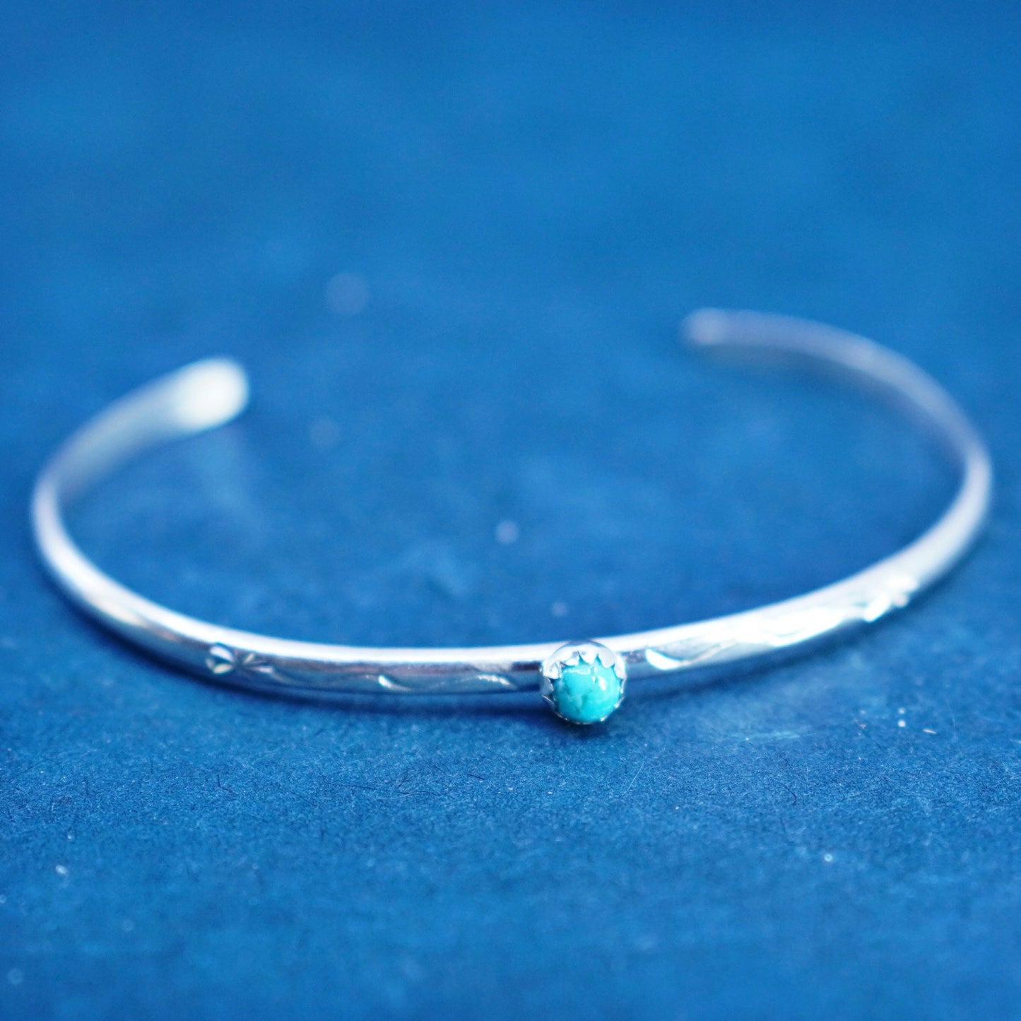 5.75”, Native American H.T. Heber Tsosie Sterling silver bracelet, 925 cuff