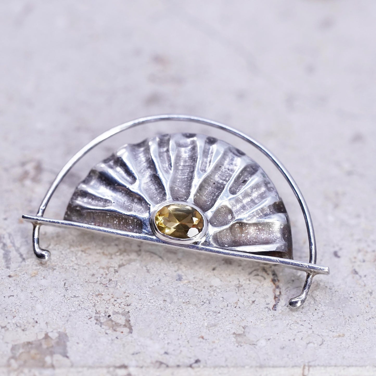 VTG modernist designer Sterling silver handmade brooch, 925 wrinkly citrine pin