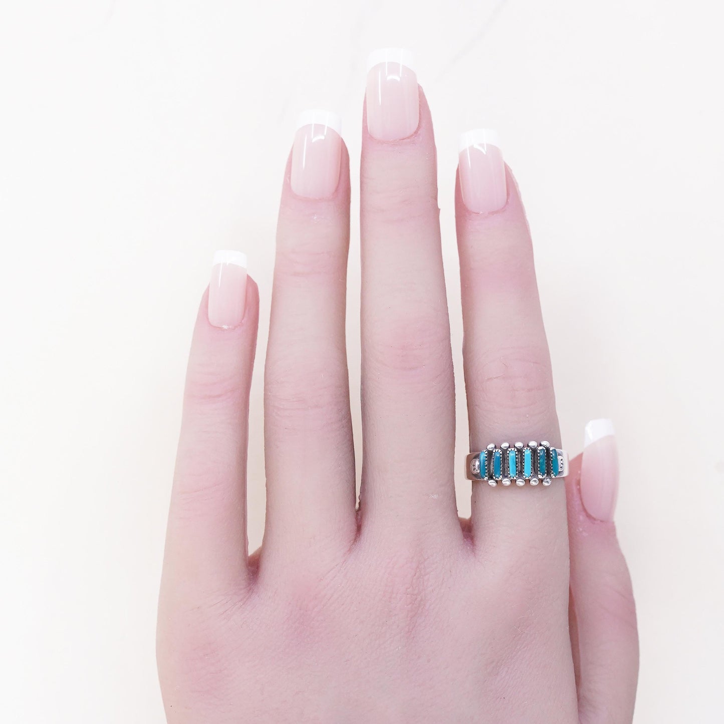 Size 6.5, vintage Native Americans Sterling silver ring Zuni 925 band turquoise