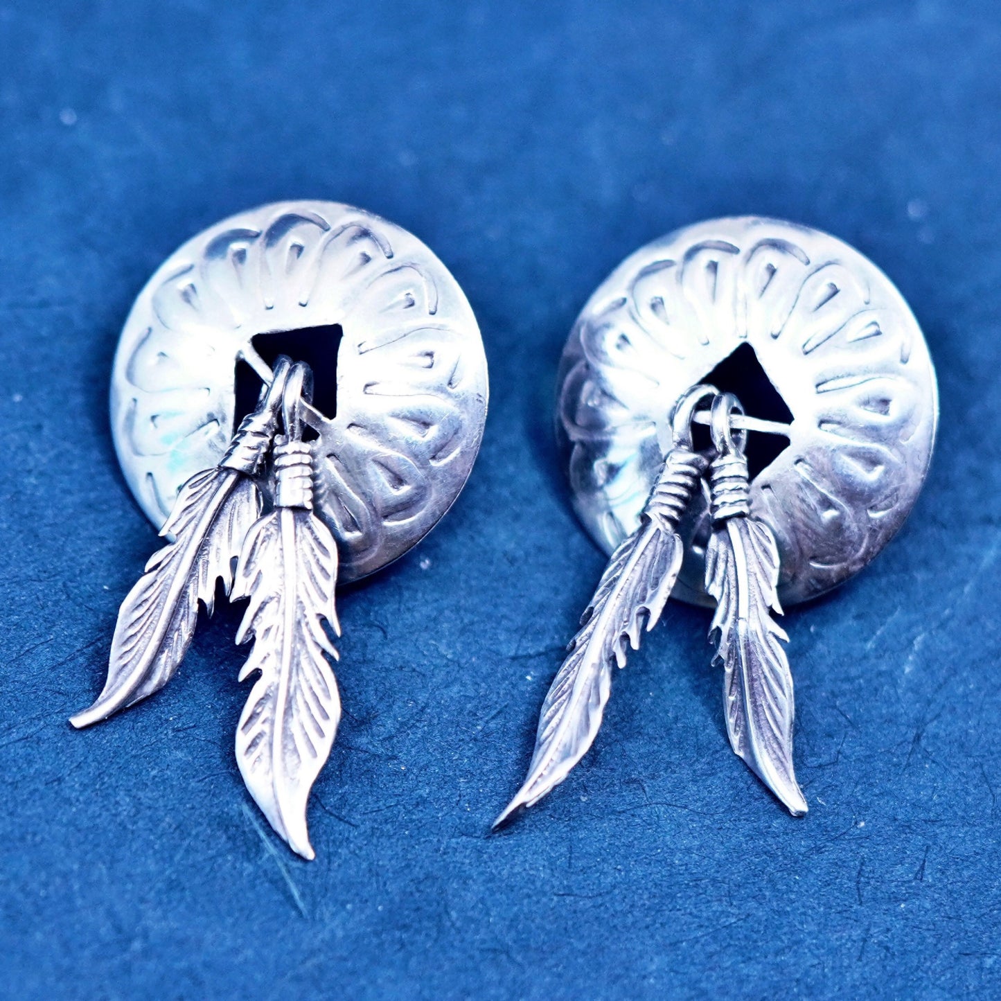 Vintage Sterling silver handmade earrings, l 925 circle studs feather dangles