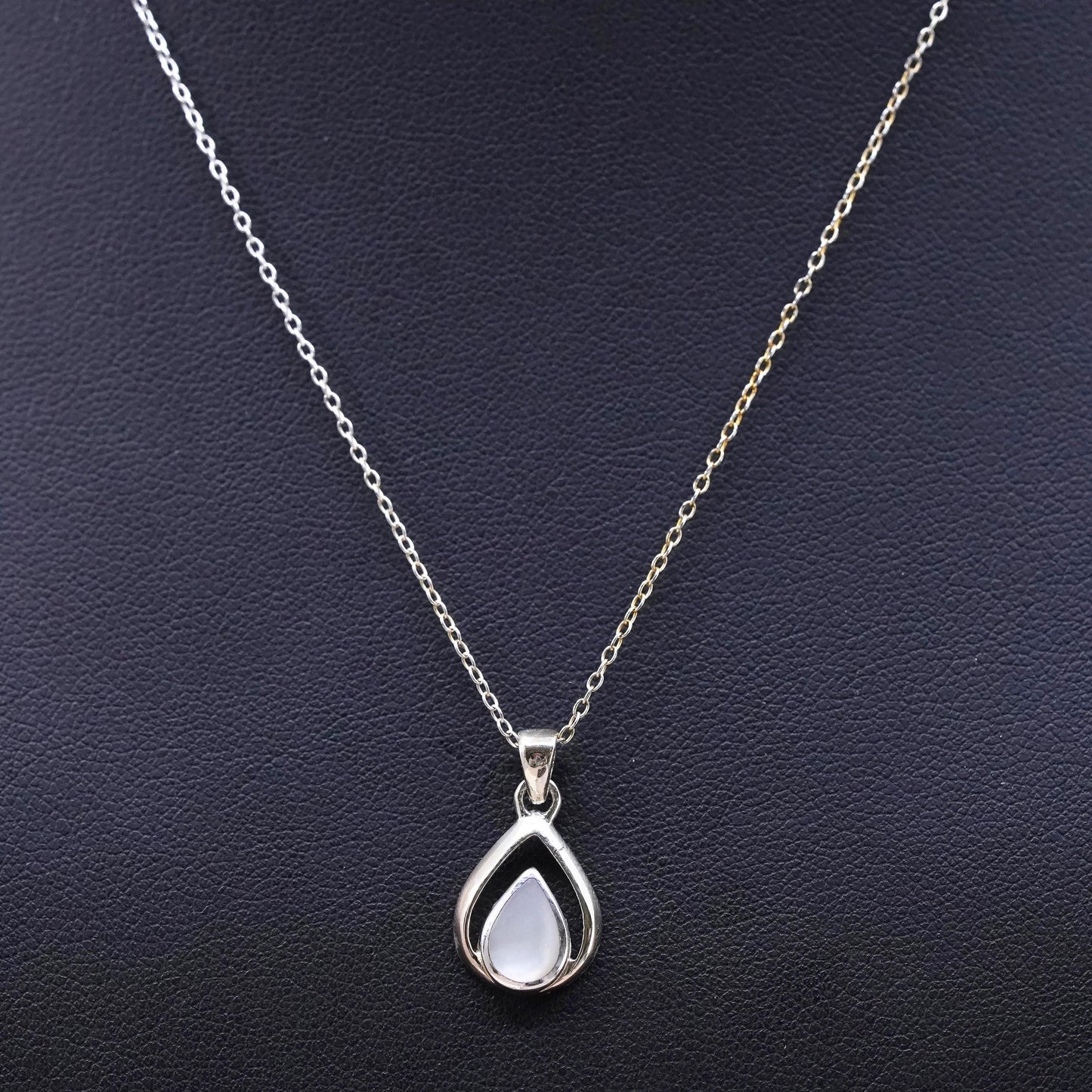 16”, sterling 925 silver Handmade necklace with white mother of pearl pendant