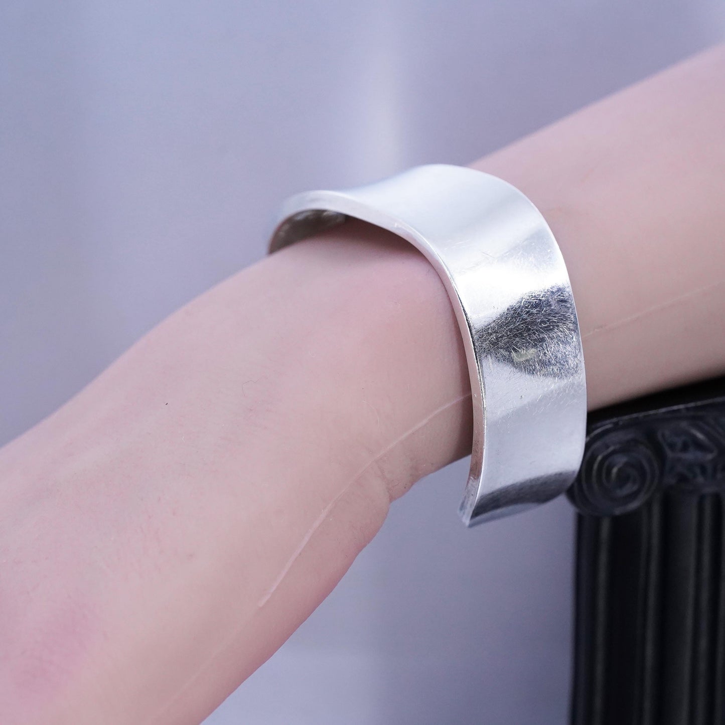 6.25”, Mexican Sterling 925 silver handmade bracelet, wide ribbed wide cuff