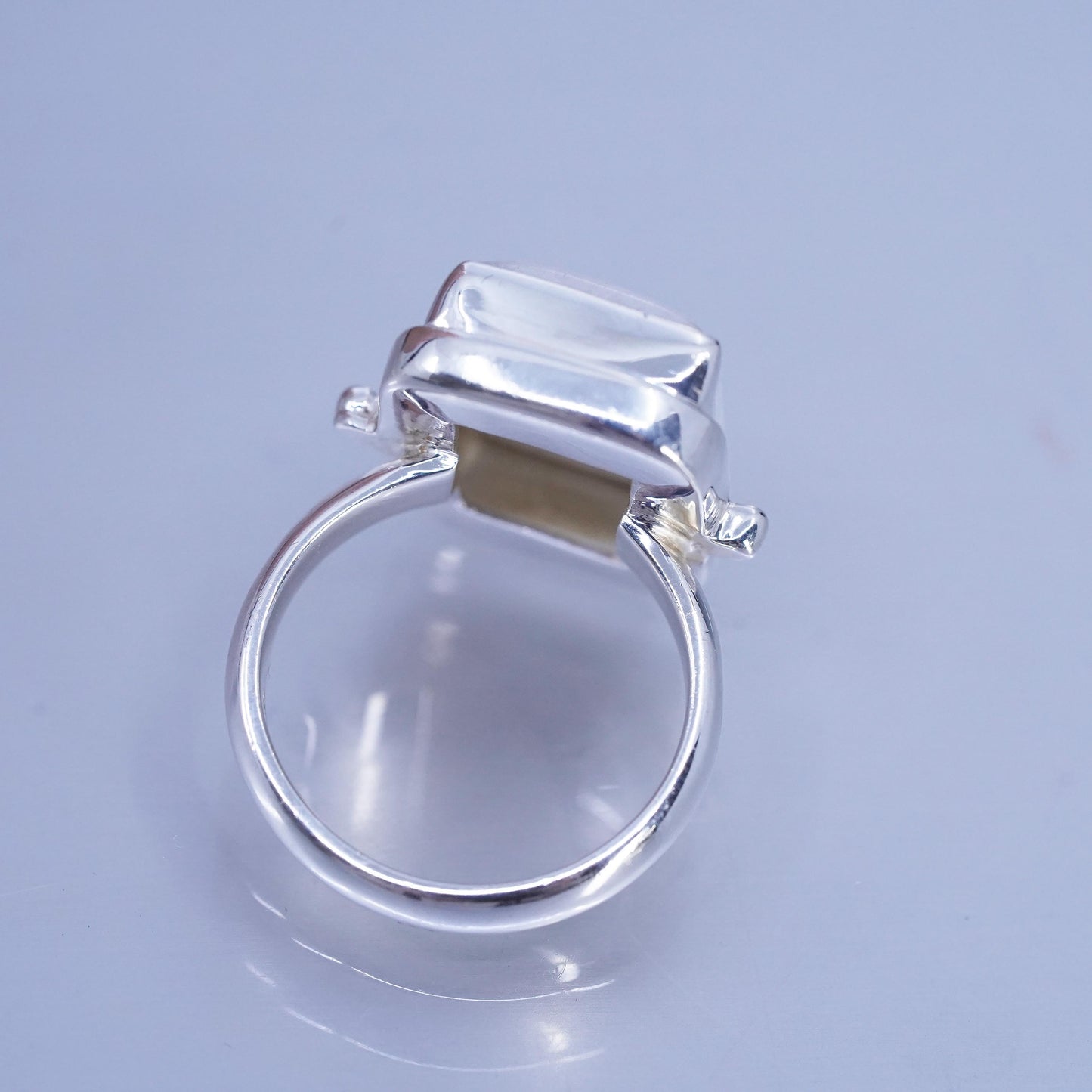 Size 9, vintage Sterling 925 silver handmade ring with moonstone