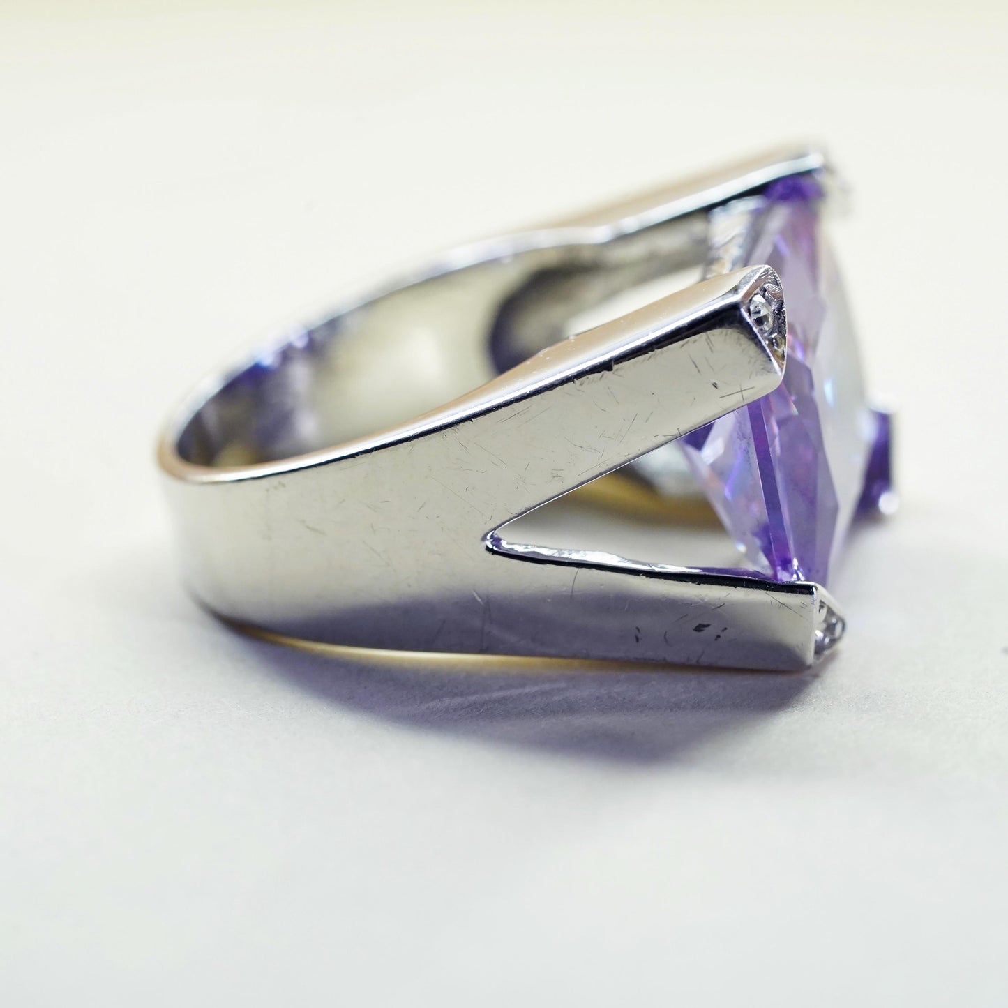 Size 6, vintage Sterling silver cocktail ring, 925 with amethyst and Cz details