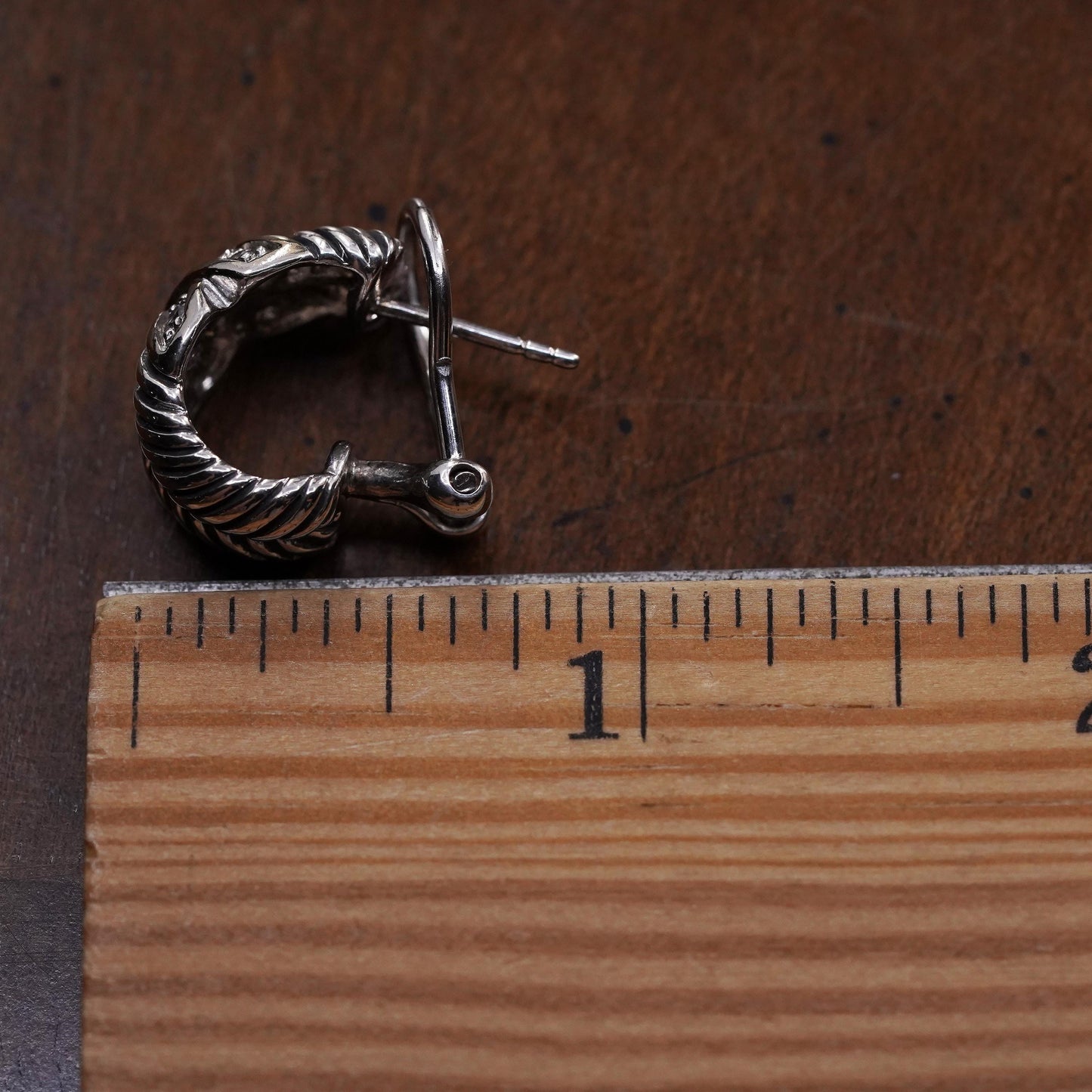 Vintage Sterling 925 silver handmade stud w/ cz, cable textured single earring