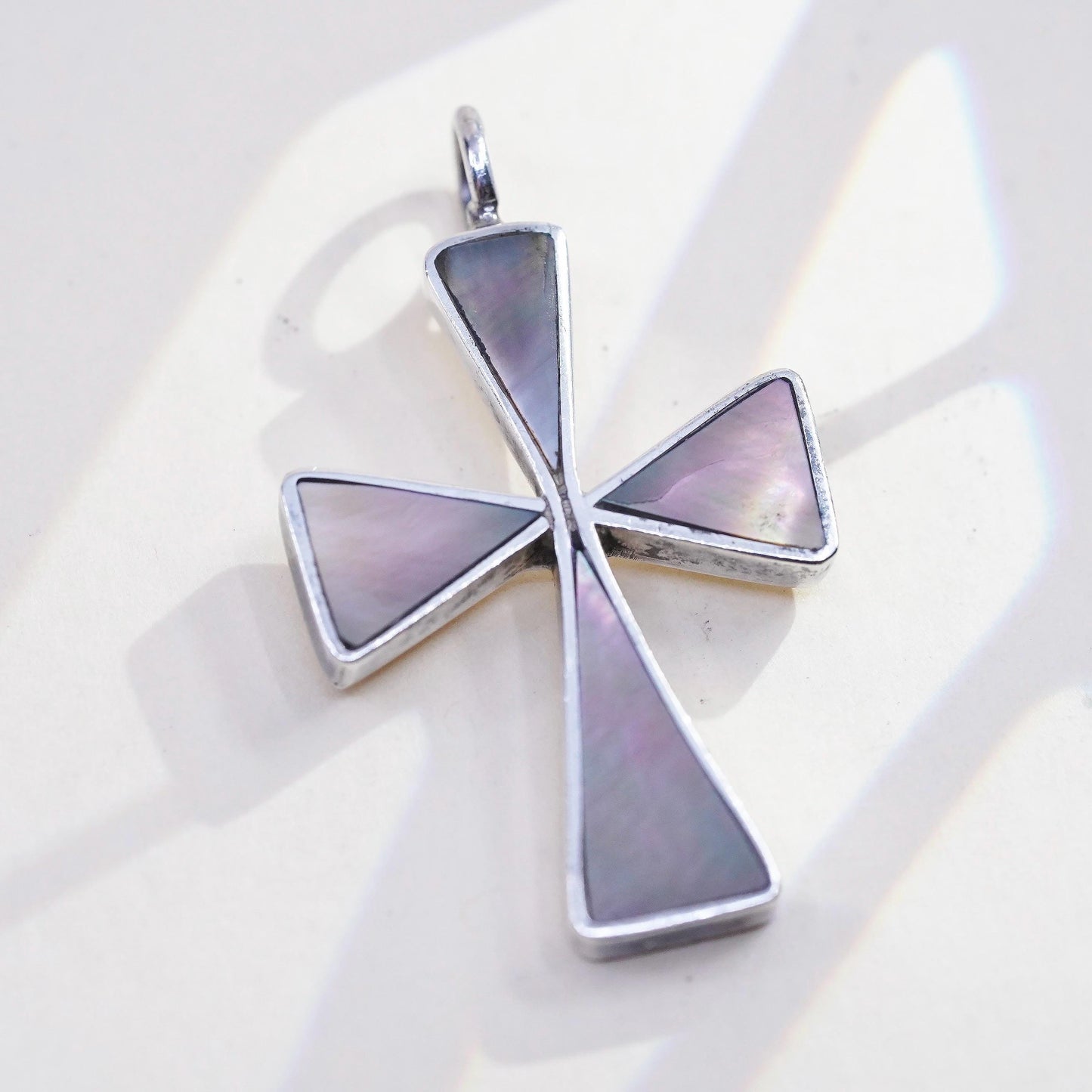 Vintage southwestern sterling silver handmade pendant, 925 cross abalone inlay