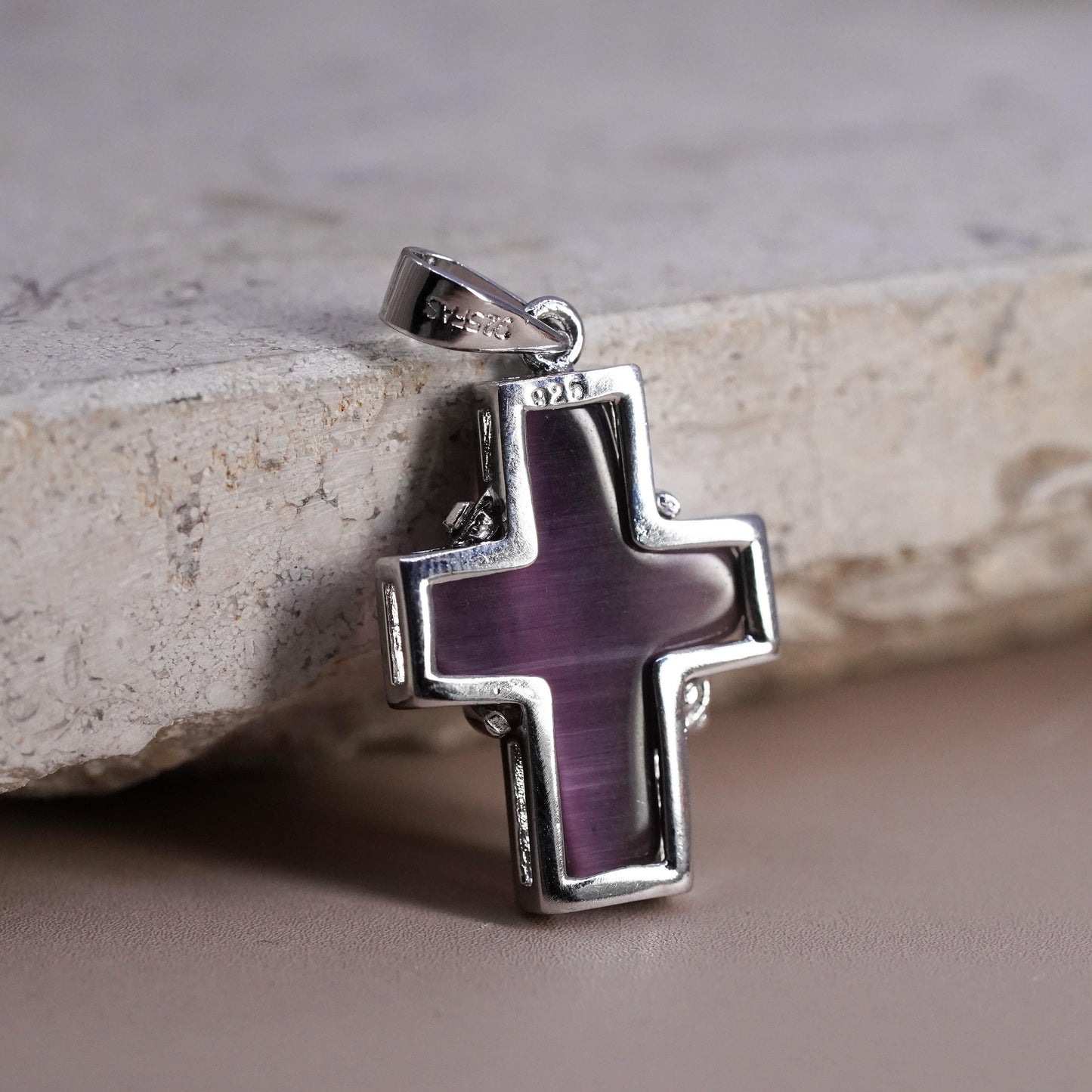 Vintage sterling silver 925 handmade pendant with purple cats eye cross