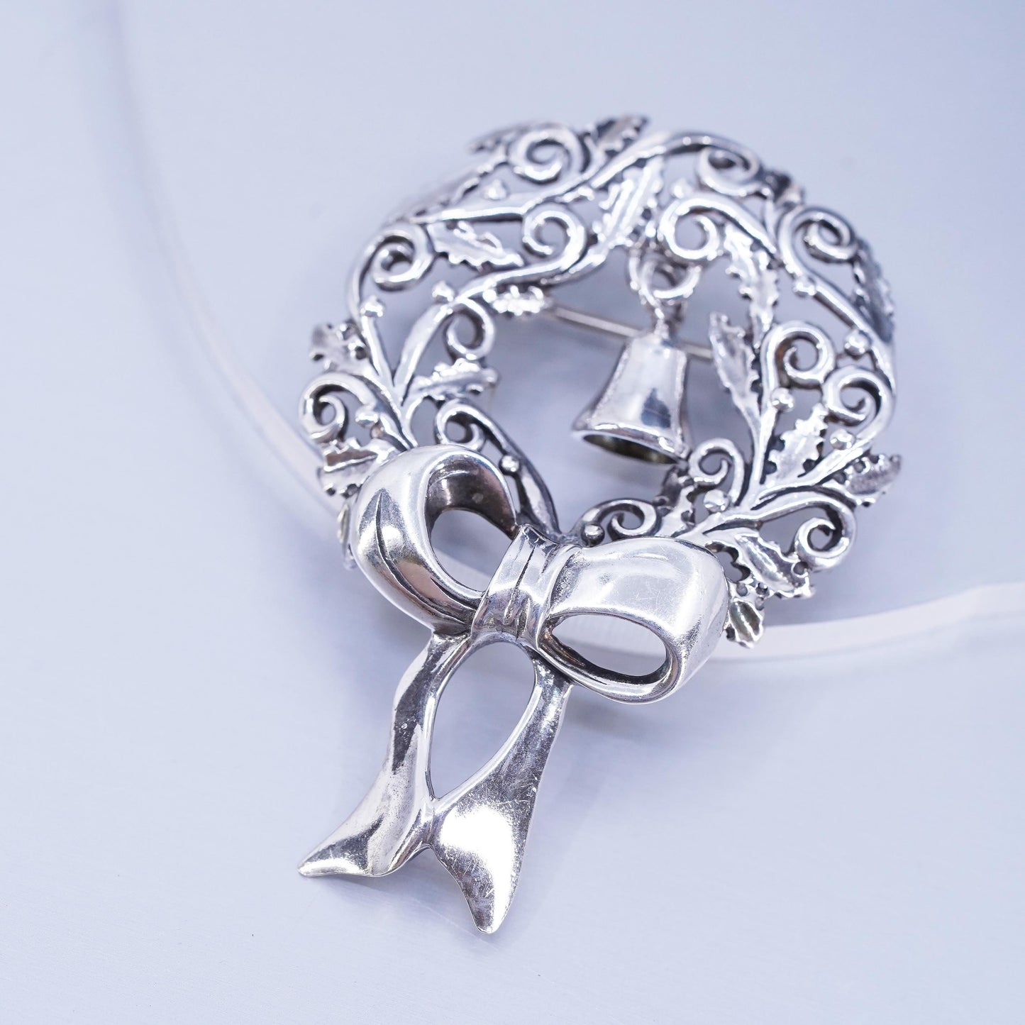 Vintage Jez Jezlaine 925 Sterling Silver wreath with ribbon and bell Brooch Pin