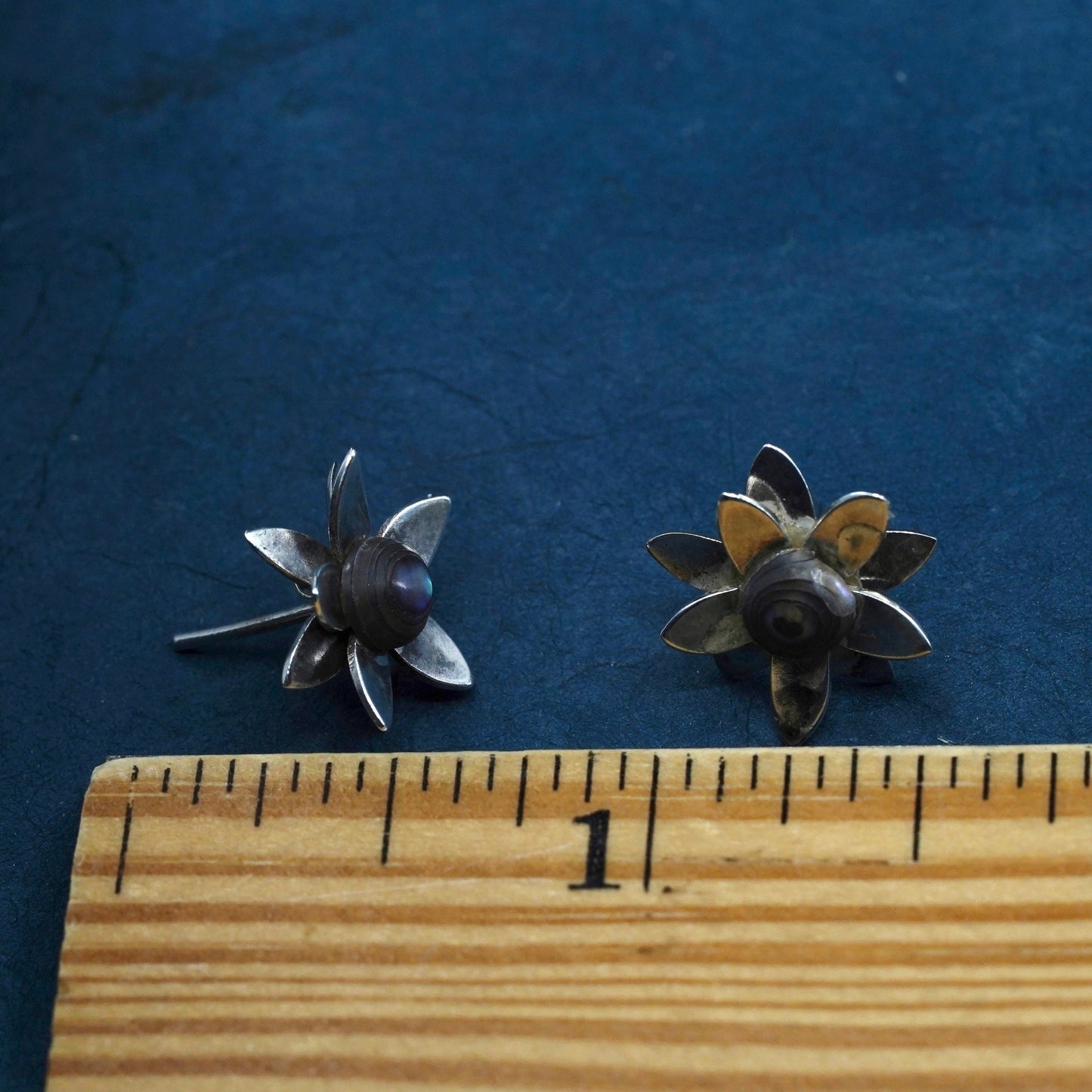 Vintage Sterling silver handmade earrings, 925 silver flower studs with abalone
