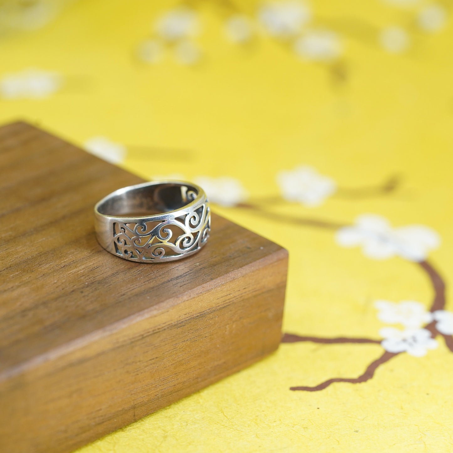 Size 7, Sterling silver handmade ring, southwestern, 925 filigree swirl band