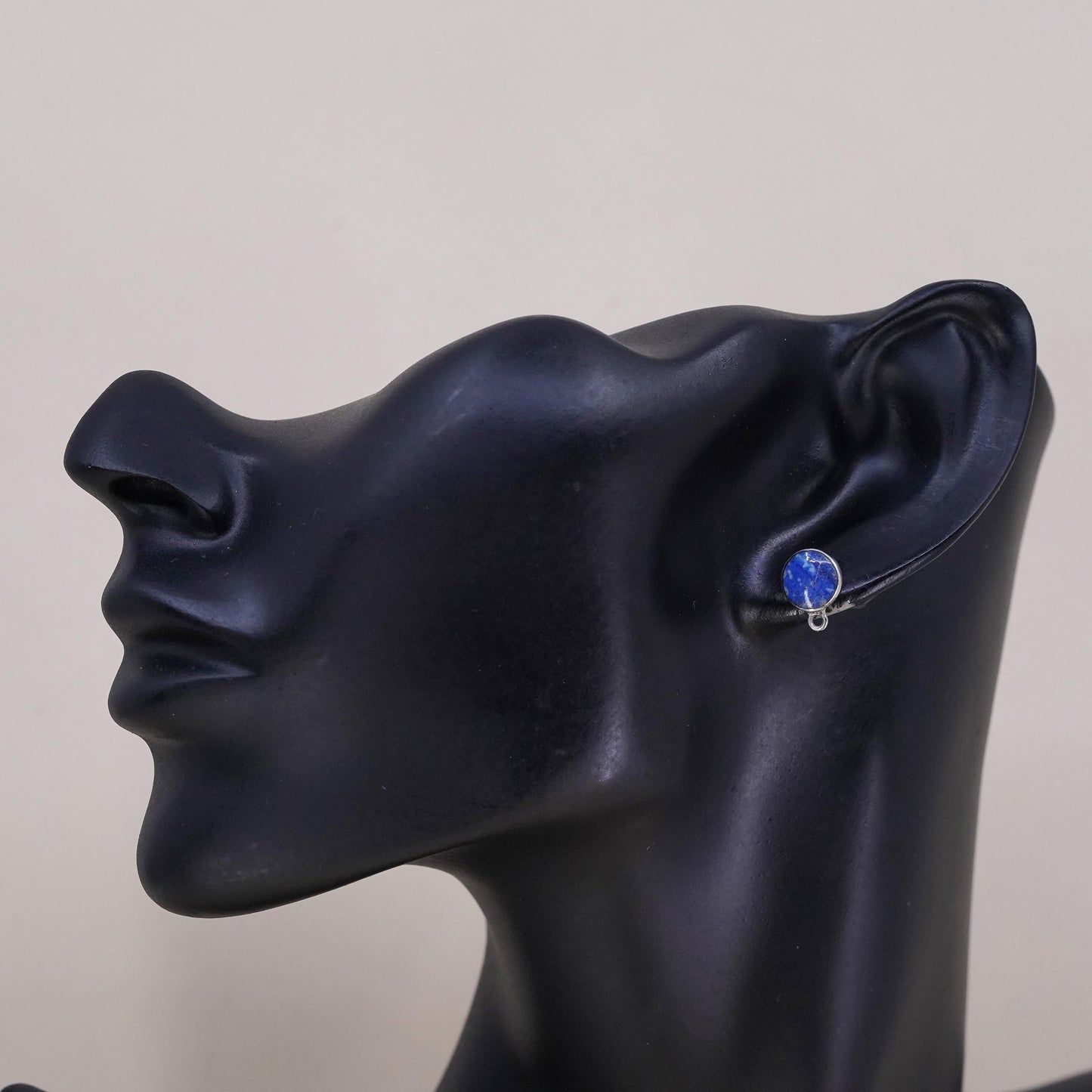 Native American Navajo single earring. Sterling 925 silver oval stud lapis