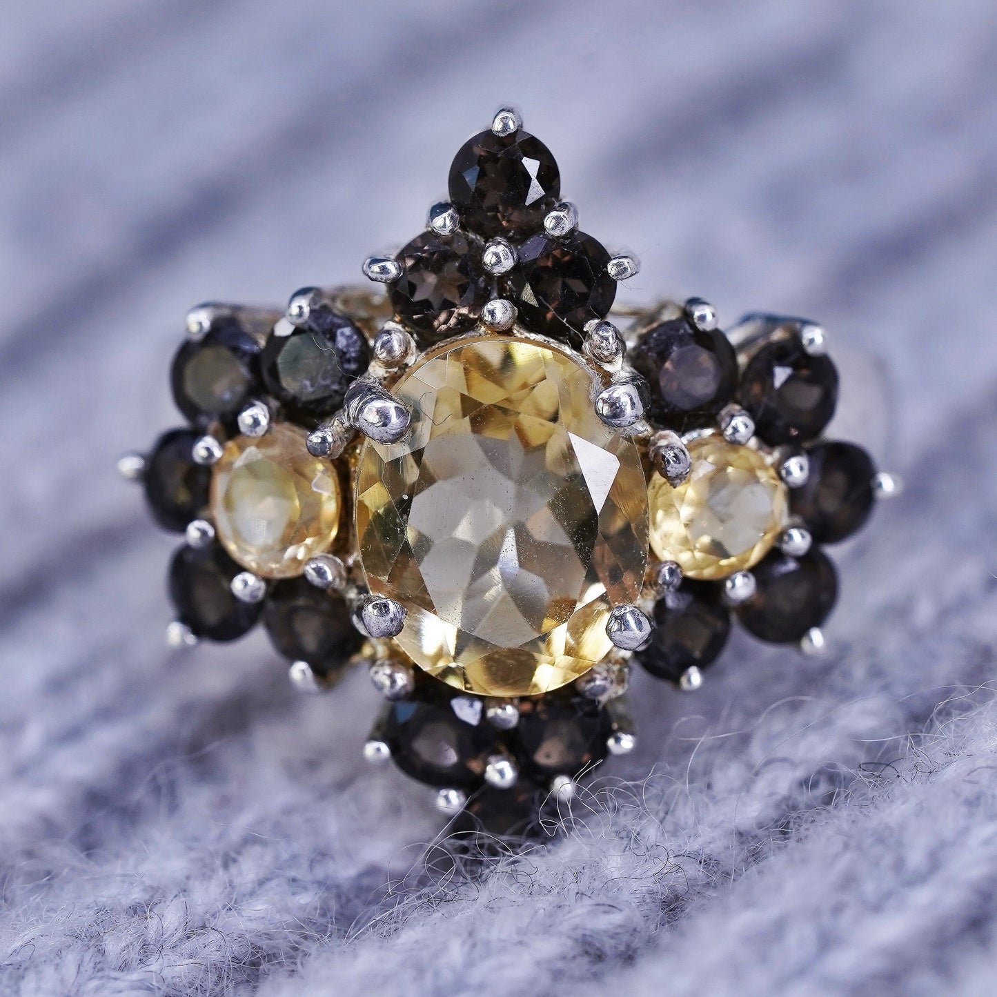 Size 7, Vtg Sterling silver handmade ring, 925 band with garnet citrine