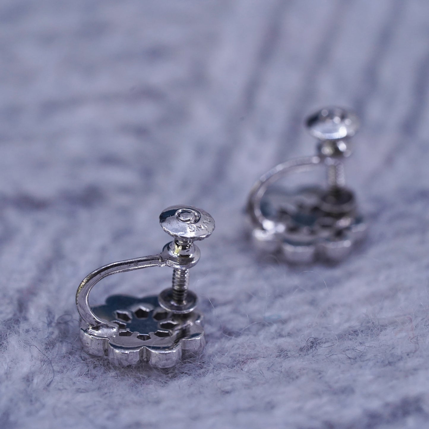 Vintage Sterling 925 silver screw back earrings with rhinestone flower