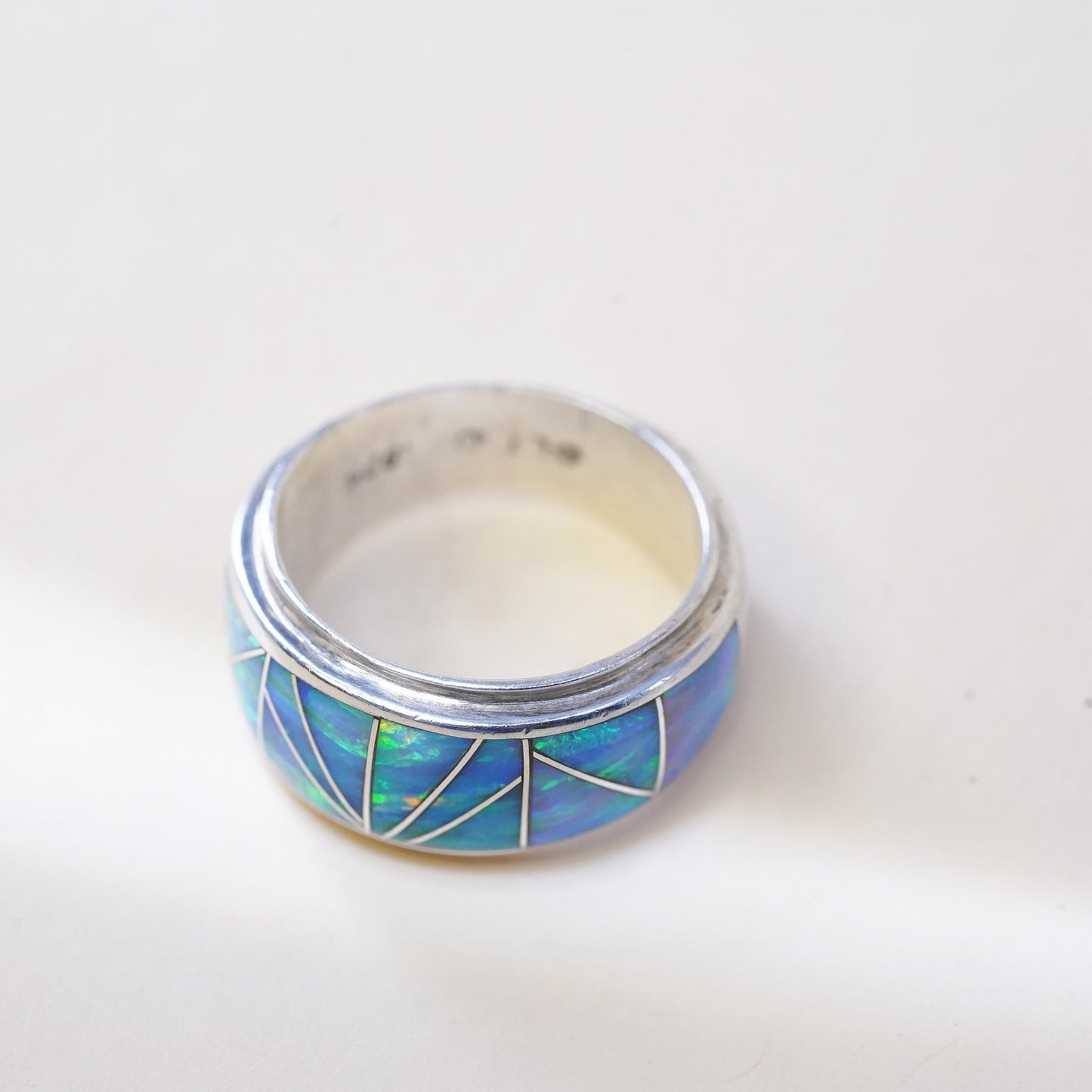 Size 4.5, VTG Native Americans Lee Thompson Sterling silver ring, 925 fire opal