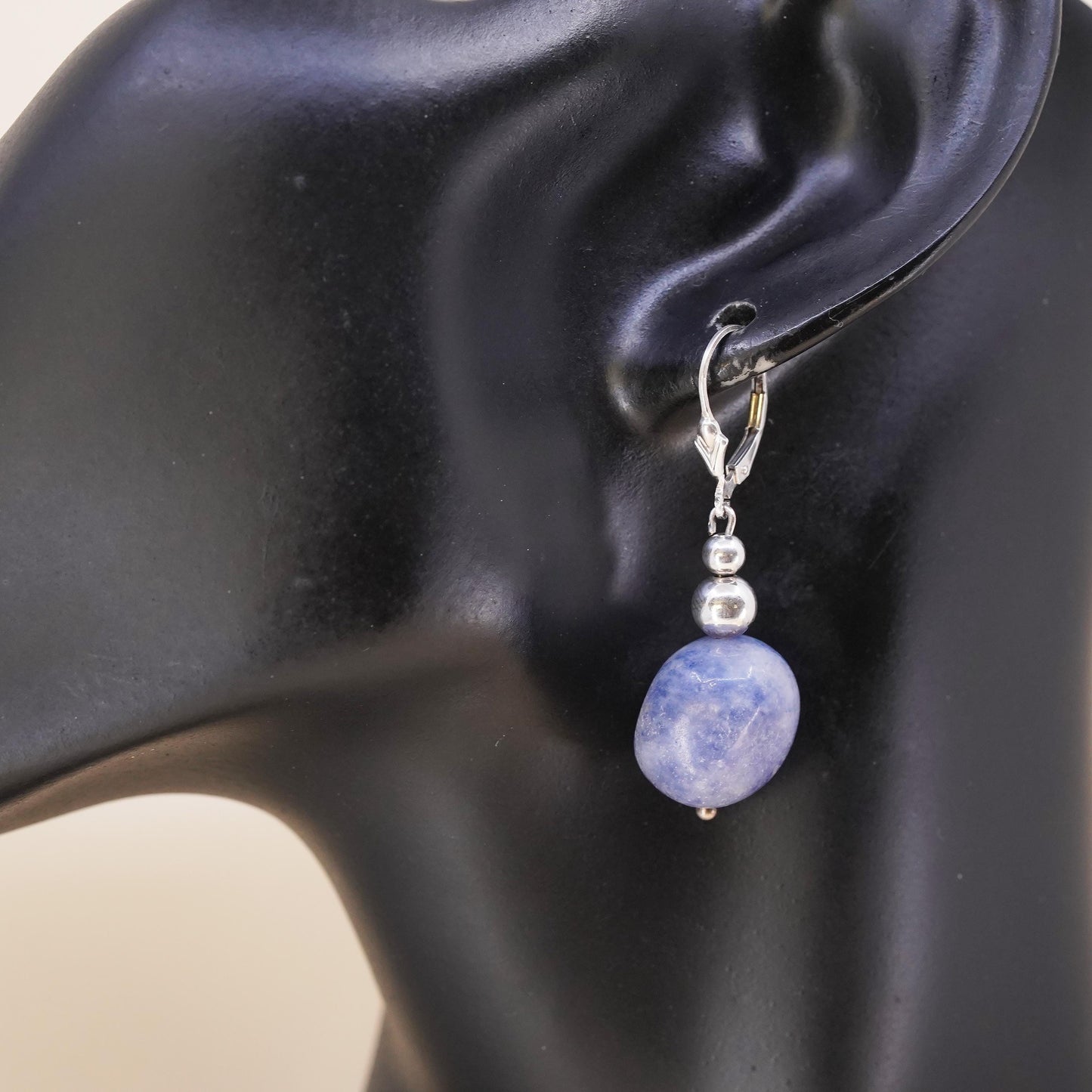 Southwestern sterling silver 925 handmade single earring with lapis lazuli