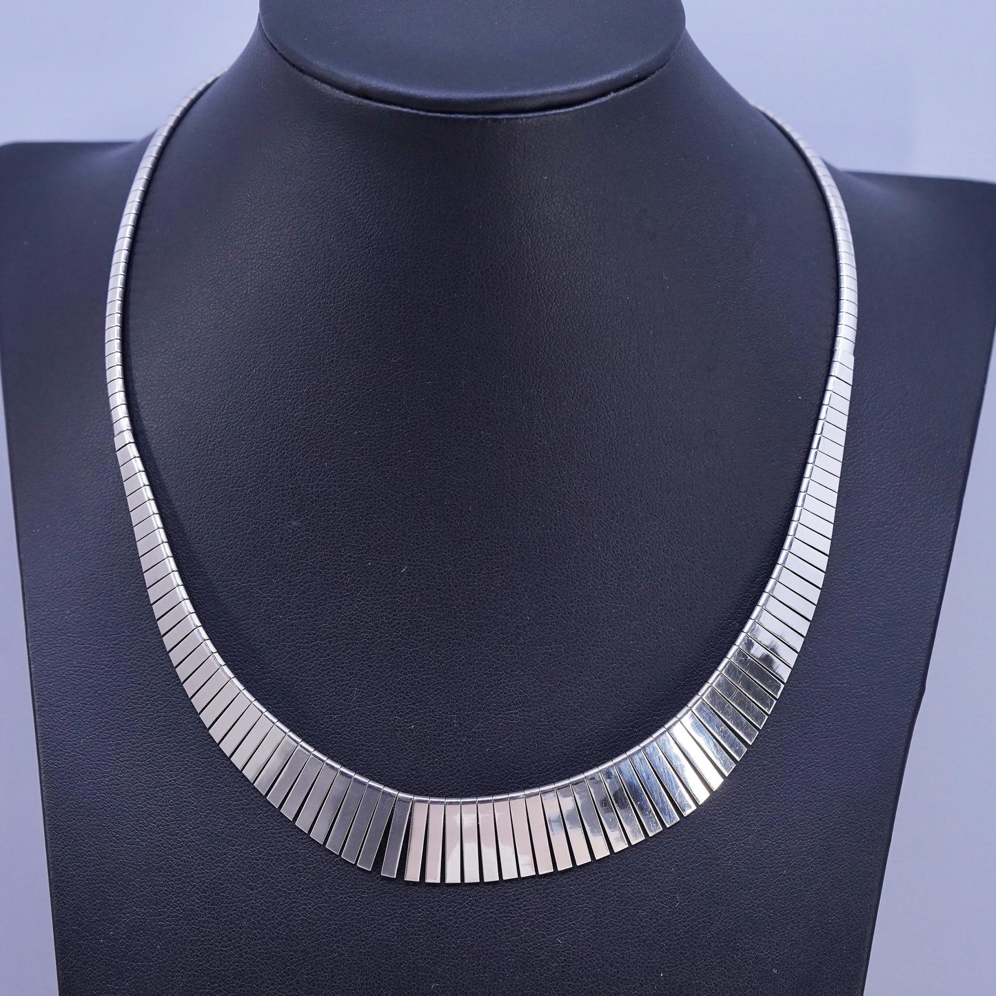 17", vintage Italian Sterling silver necklace, 925 herringbone Cleopatra chain
