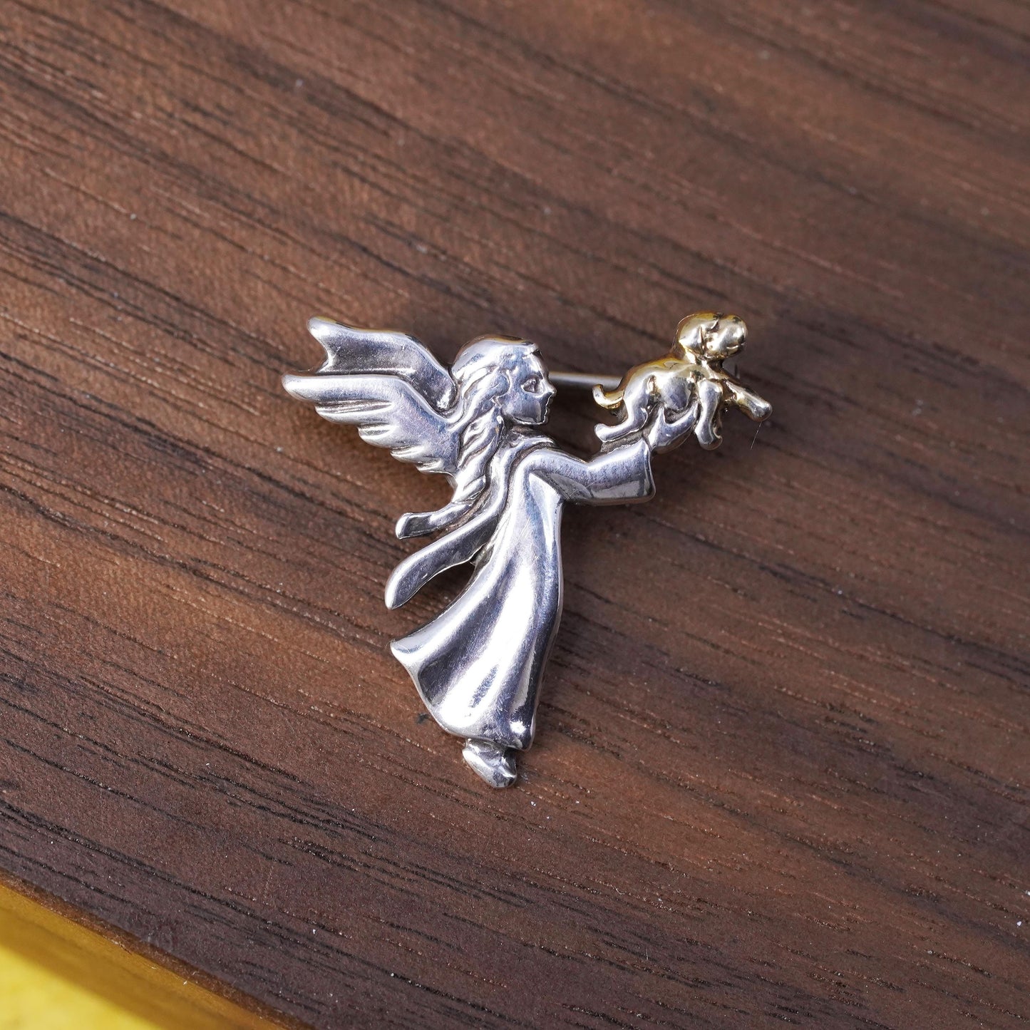 southwestern sterling 925 silver guardian angel brooch 14K yellow gold dog