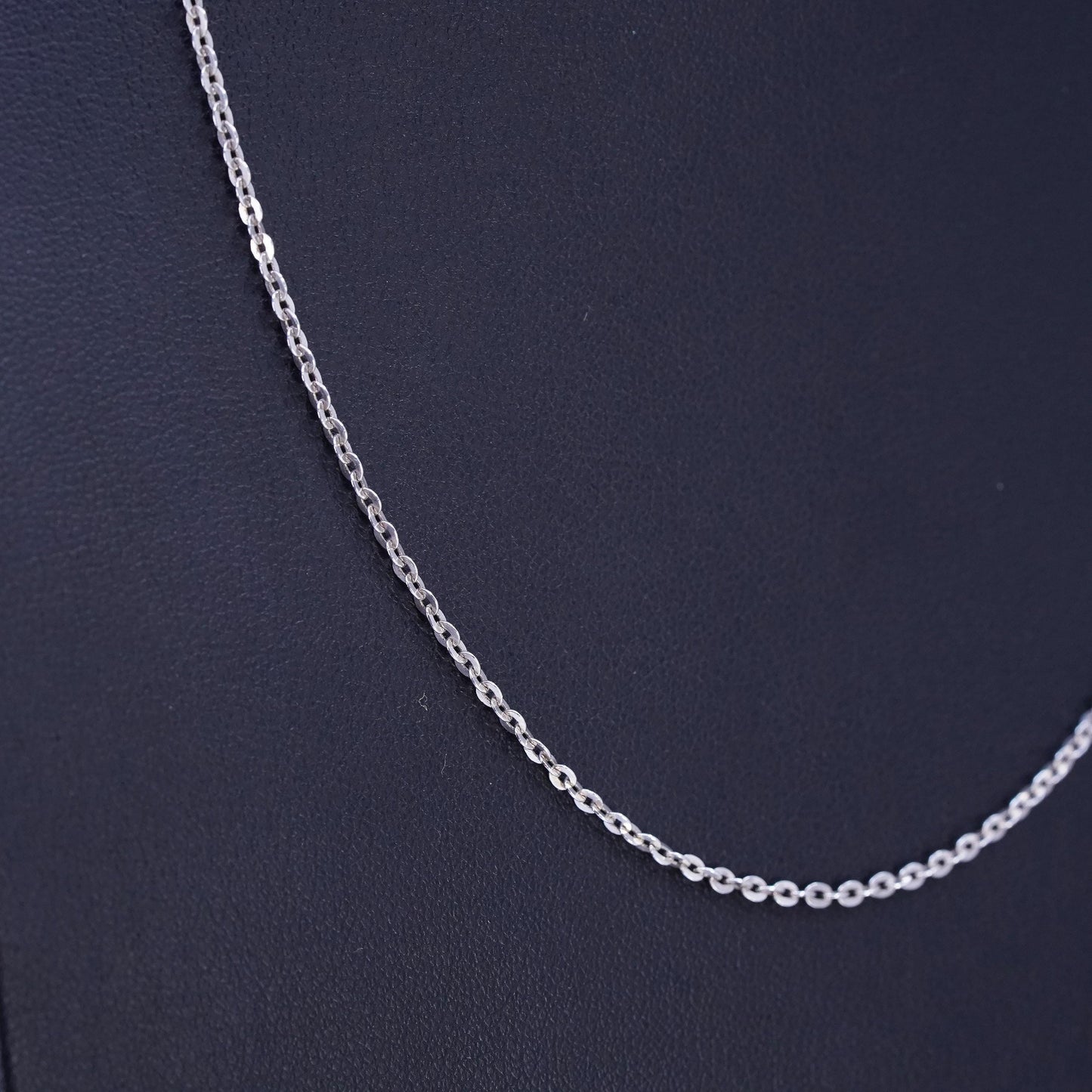 18" 2mm, vintage Italy Sterling 925 silver flatten circle chain necklace