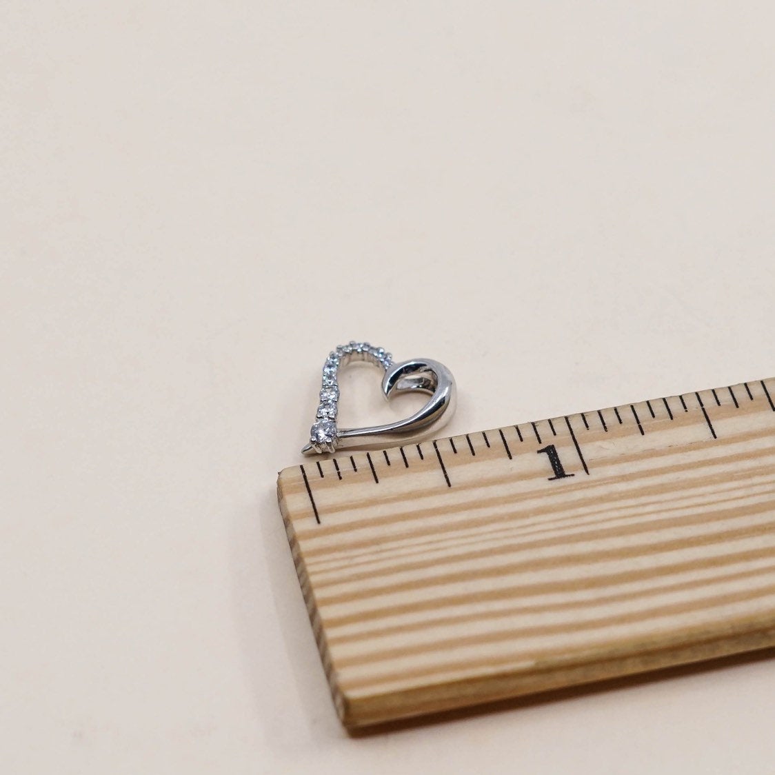 VTG sterling silver pendant, 925 silver heart pendant with crystal