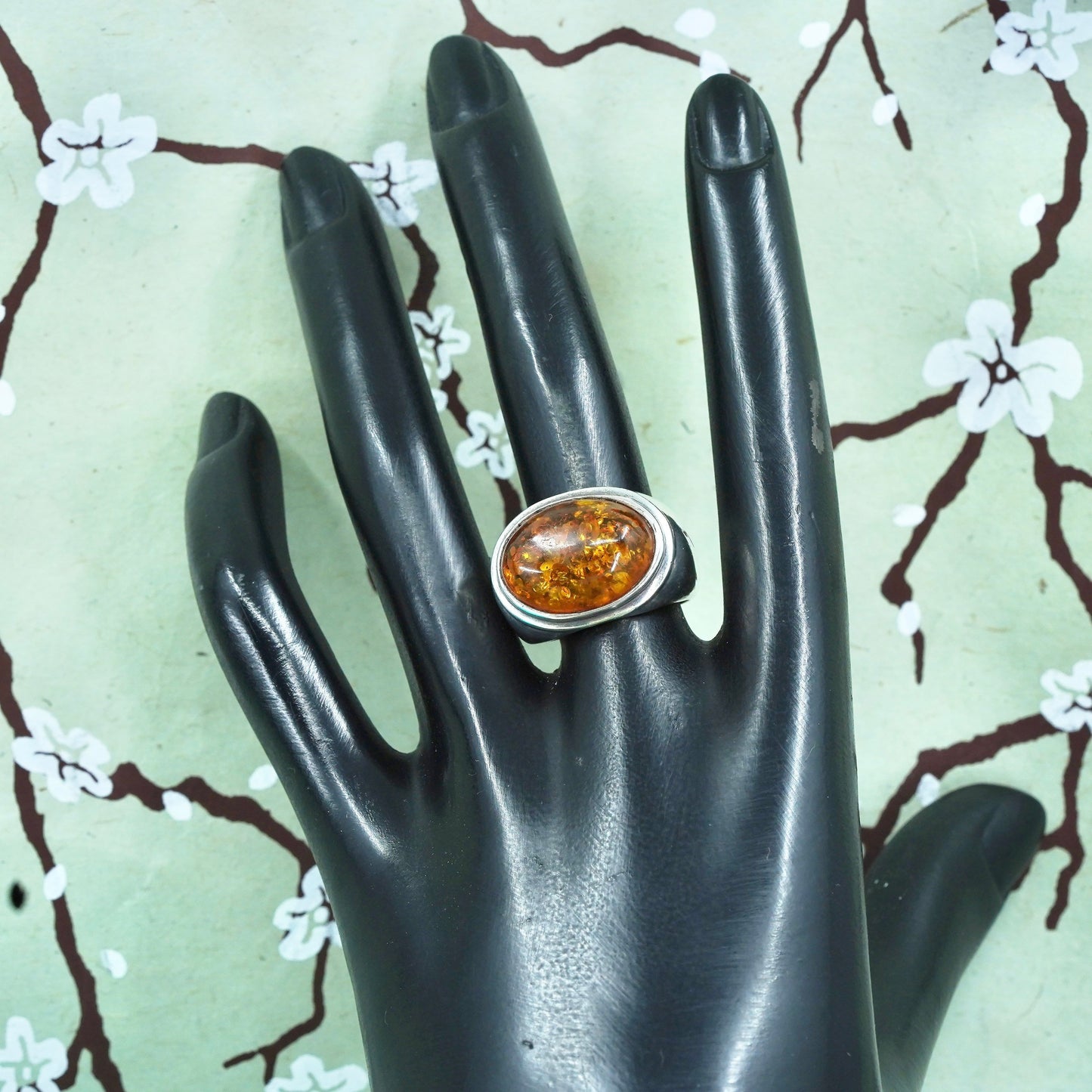 Size 7.75, Vintage sterling silver 925 handmade ring with oval Amber