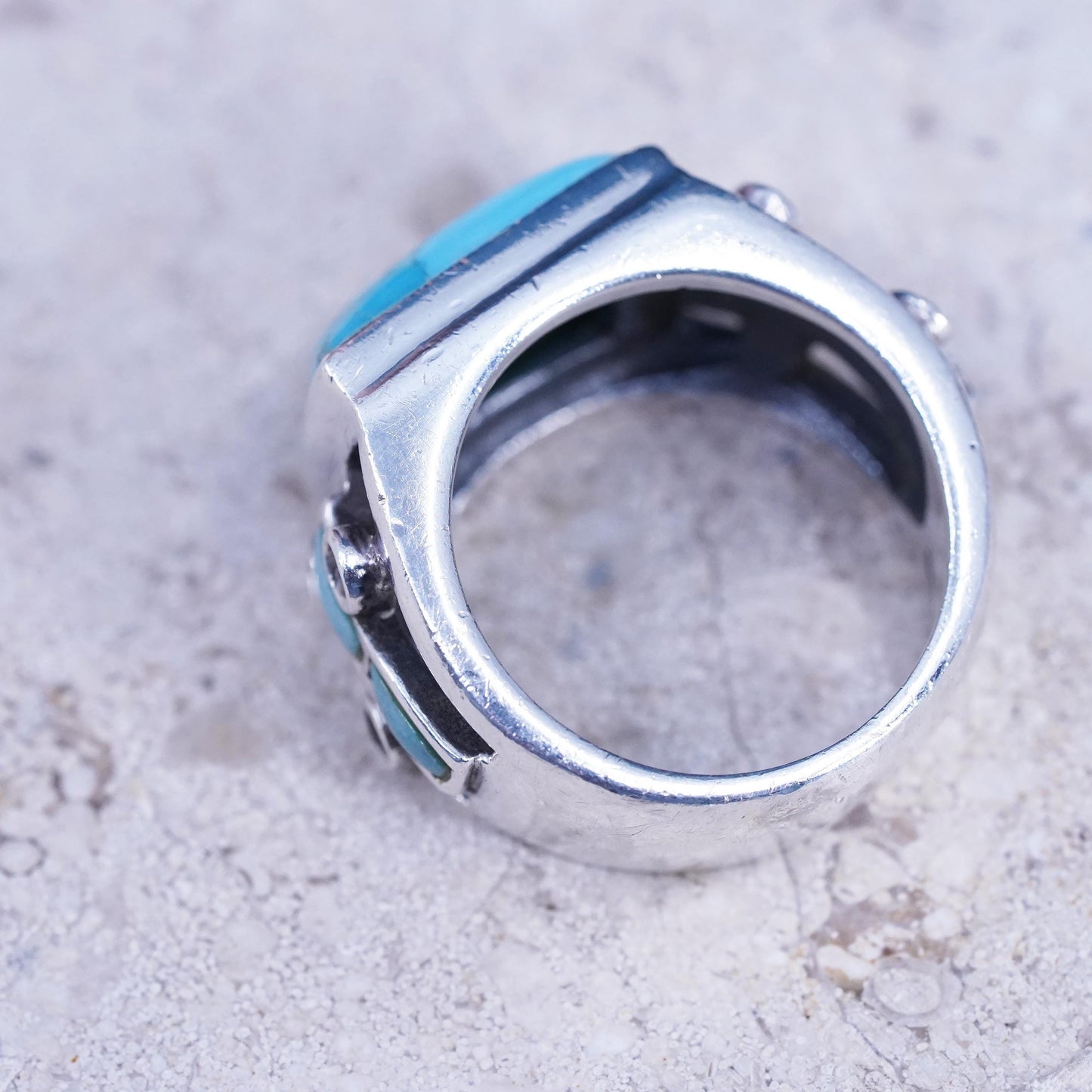 Size 7, vintage Sterling 925 silver handmade ring with turquoise