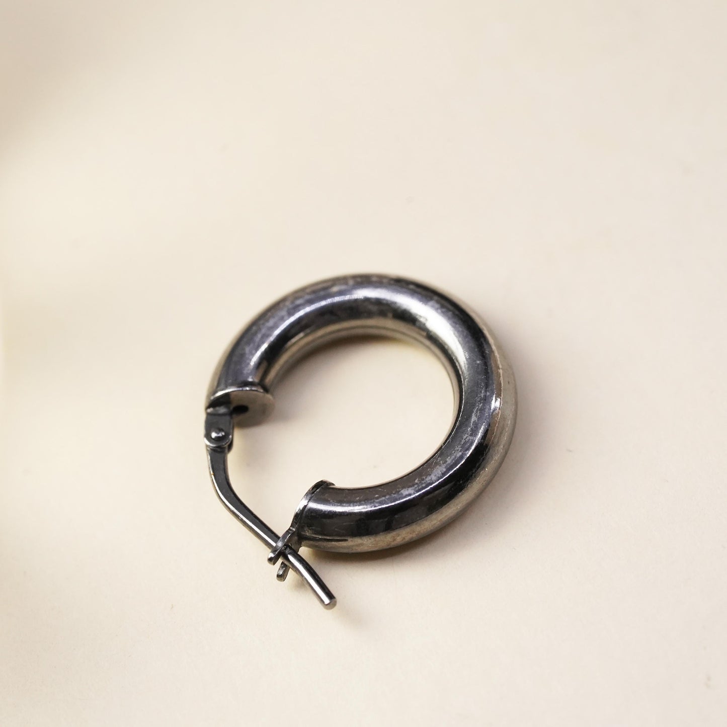 0.75", Vintage sterling silver loop single earring, minimalist primitive hoop